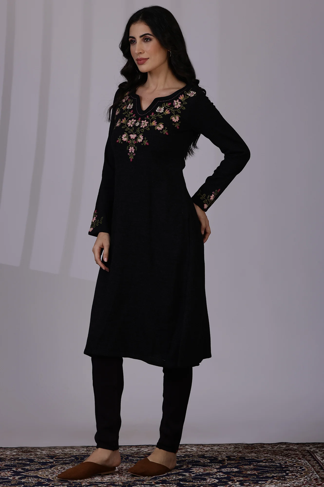 Grey Solid Thread Work Acrylic A-Line Kurta - Image 6