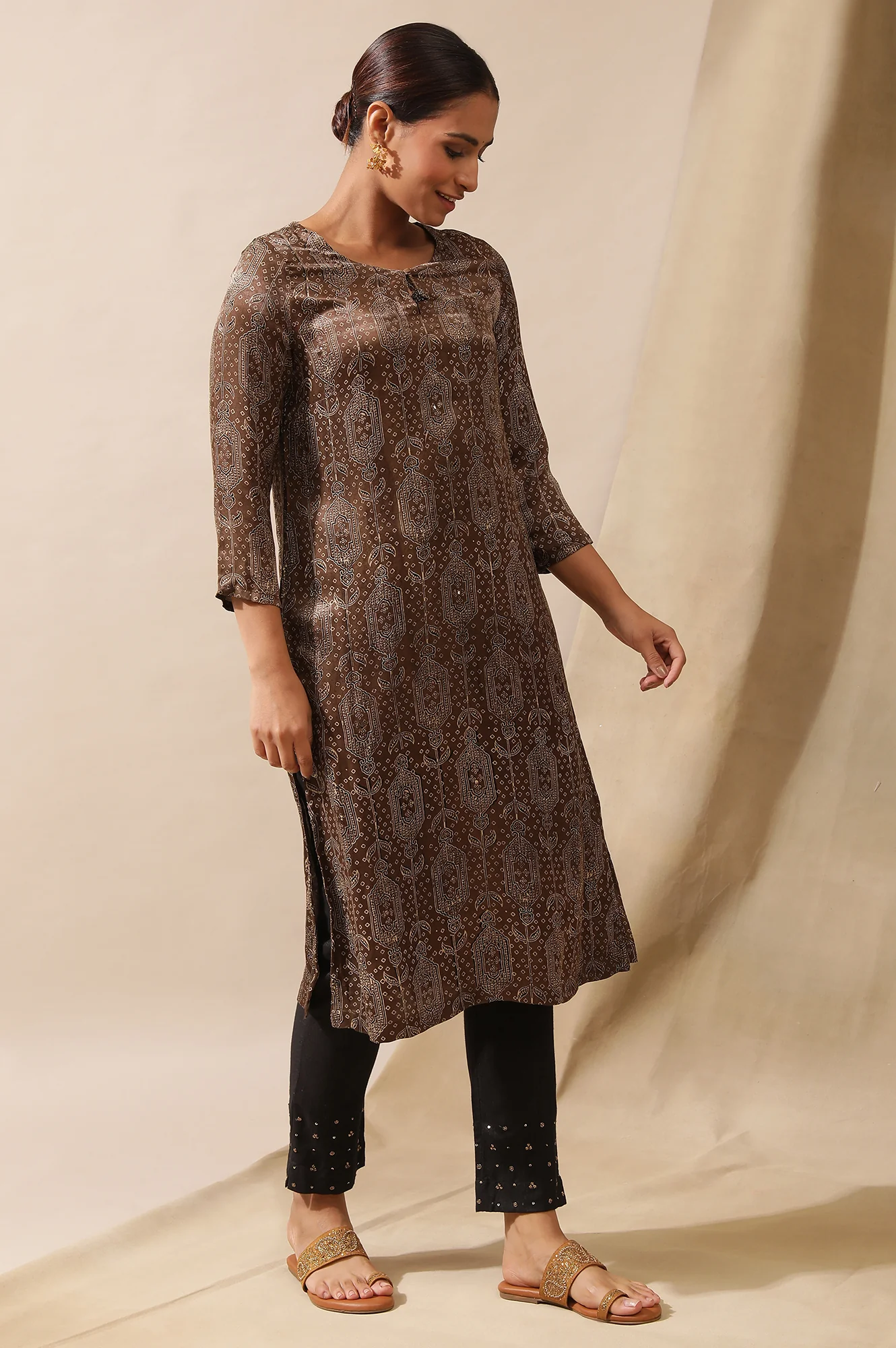 Khakhi Ajrakh Print Kurta In Lustrous Satin - Image 4