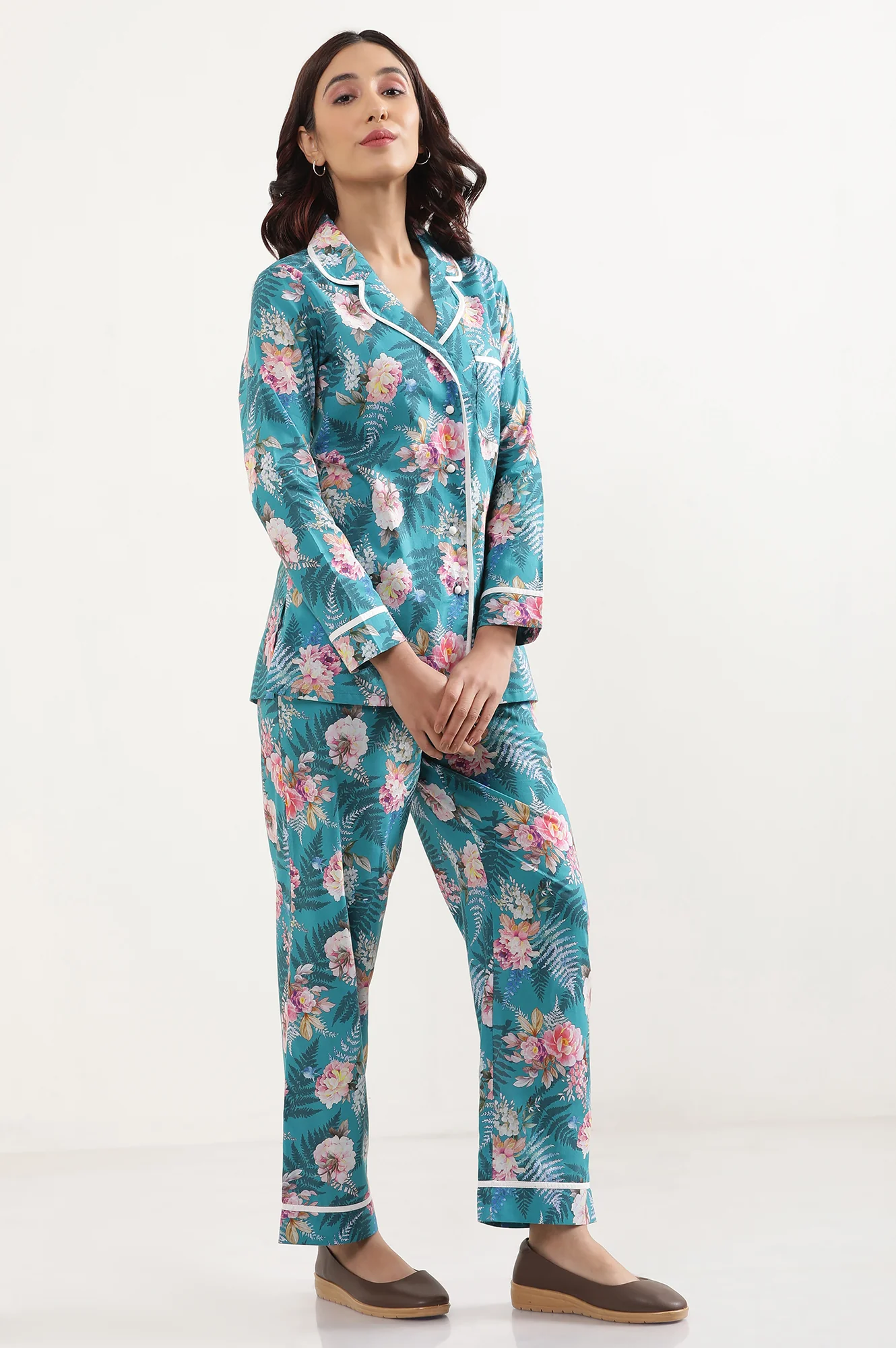 Green Floral Printed Straight Fit Cotton Palazzo With Elasticated Waist - Image 6