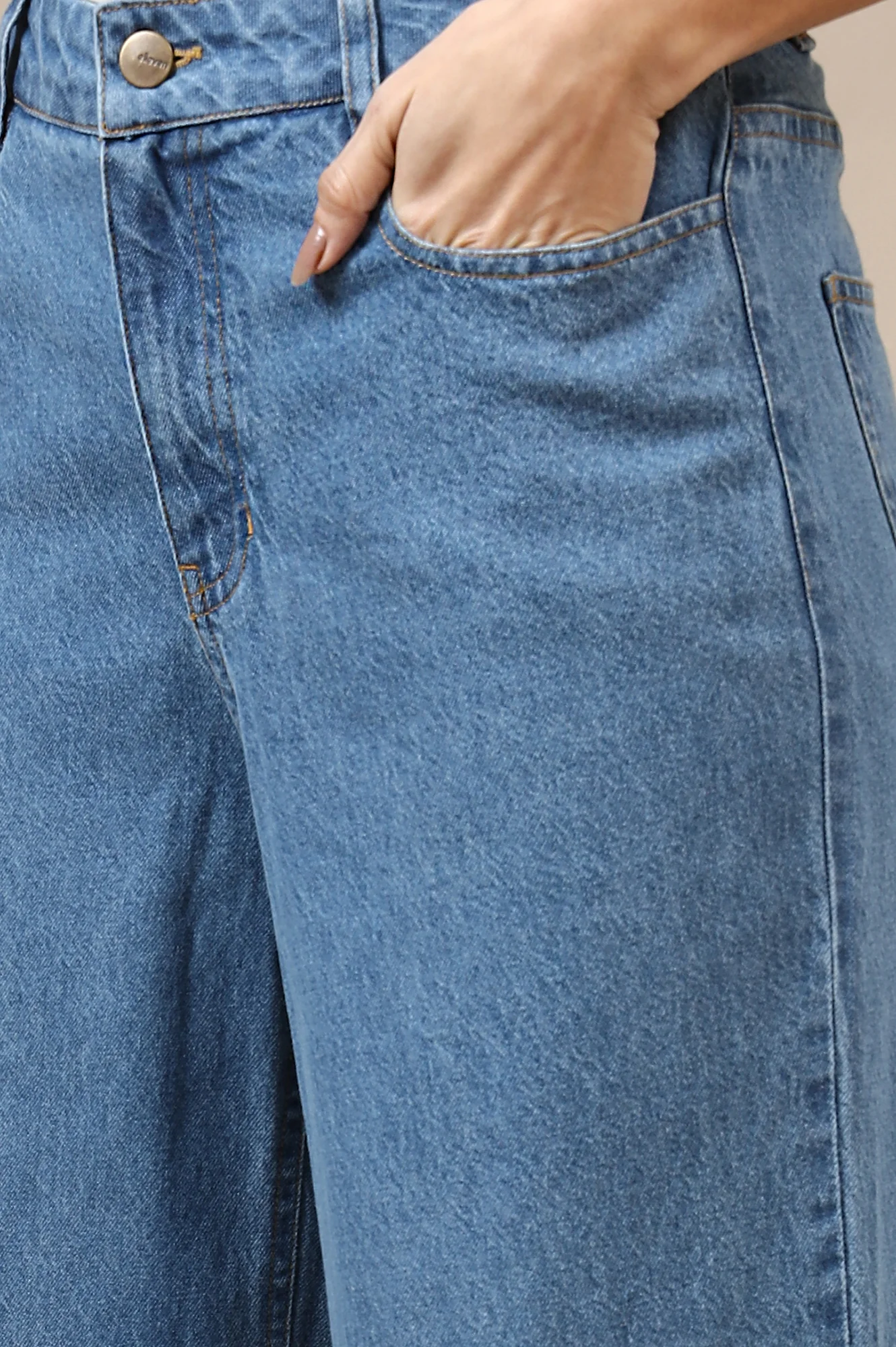 Light Blue Solid Flared Cotton Denim Pants With High Waisted Design - Image 3