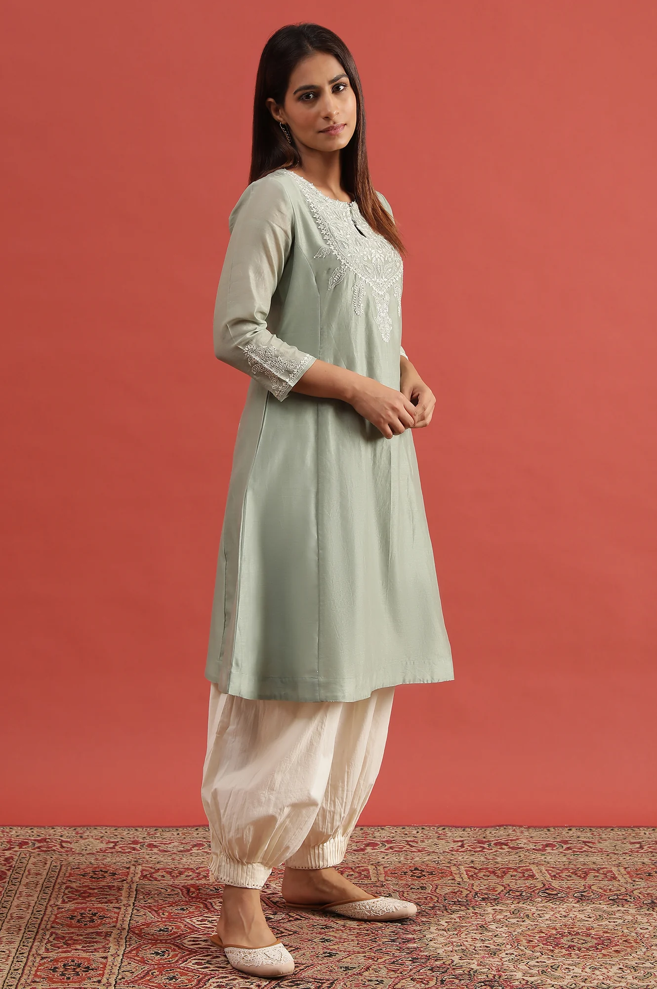 Light Green Chikankari Kurta In Cotton Silk - Image 4