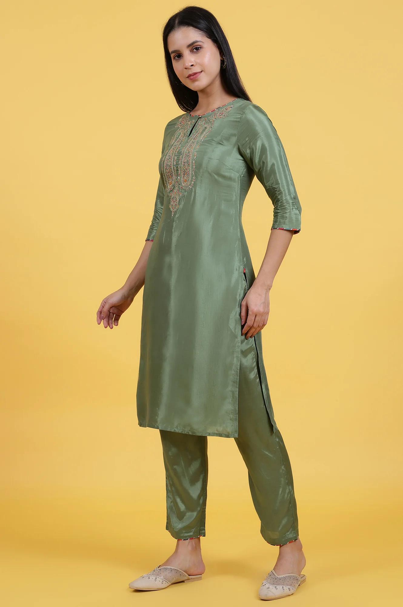Light Green Embroidered Shantung Straight Kurta and Pants Co-ord Set - Image 5
