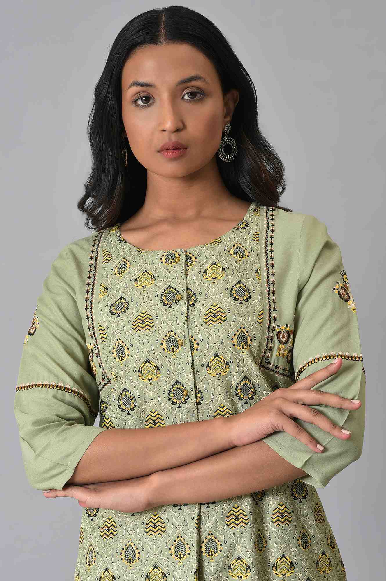 Light Green Printed kurta Set - Image 5