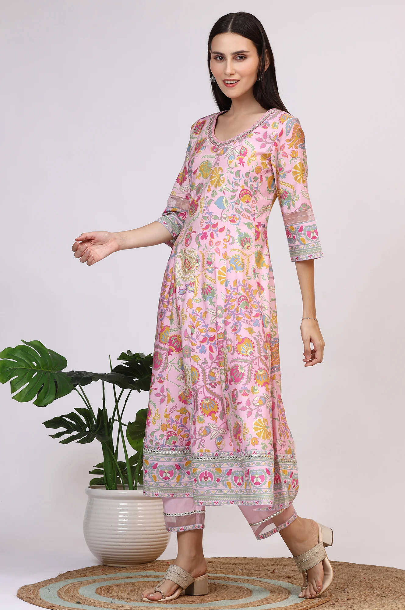 Light Pink Floral Printed Muslin Anarkali Kurta, Pants and Dupatta Set - Image 7