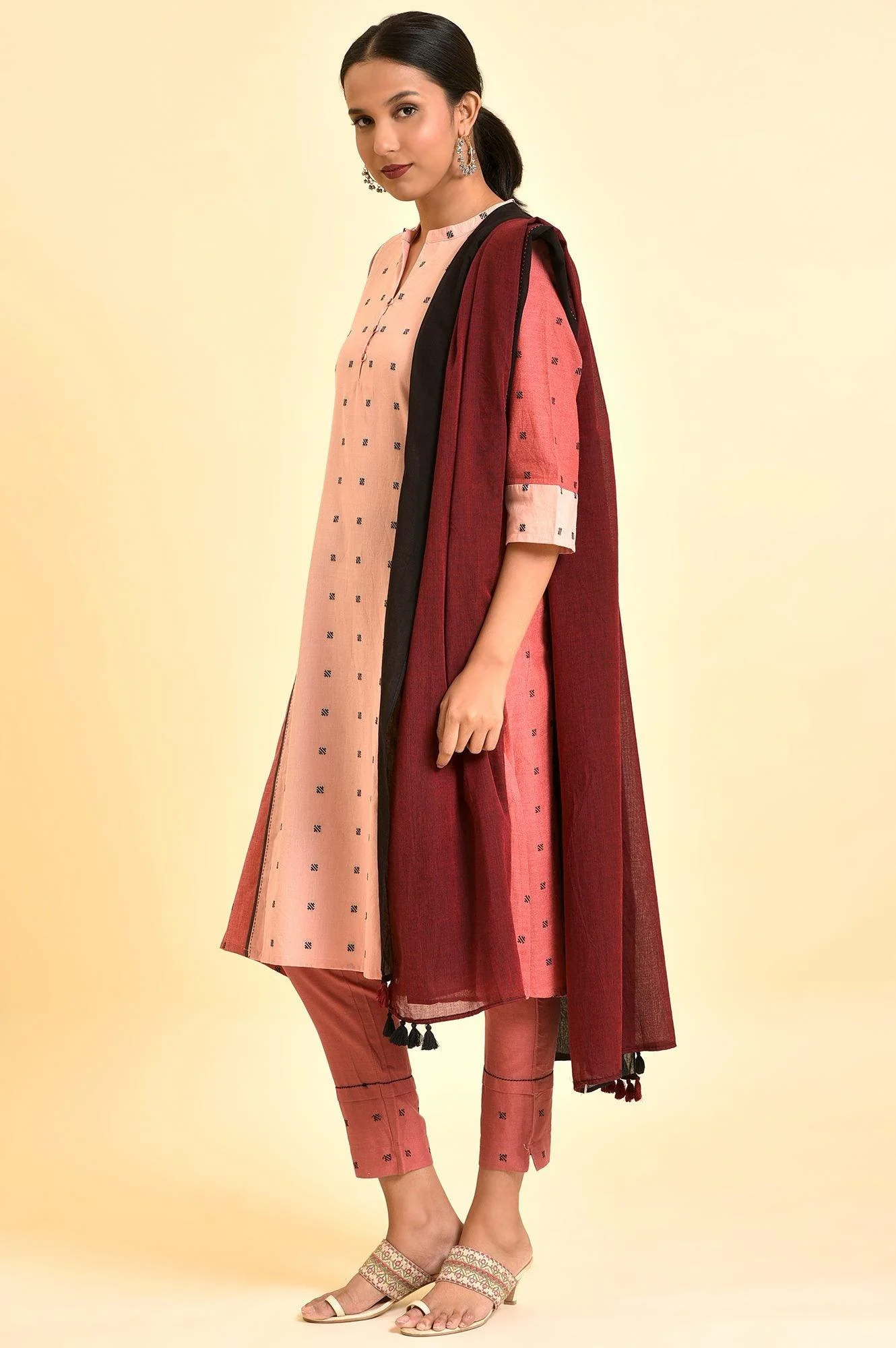 Light Red Chawal Taka Kurta, Pants And Dupatta - Image 4