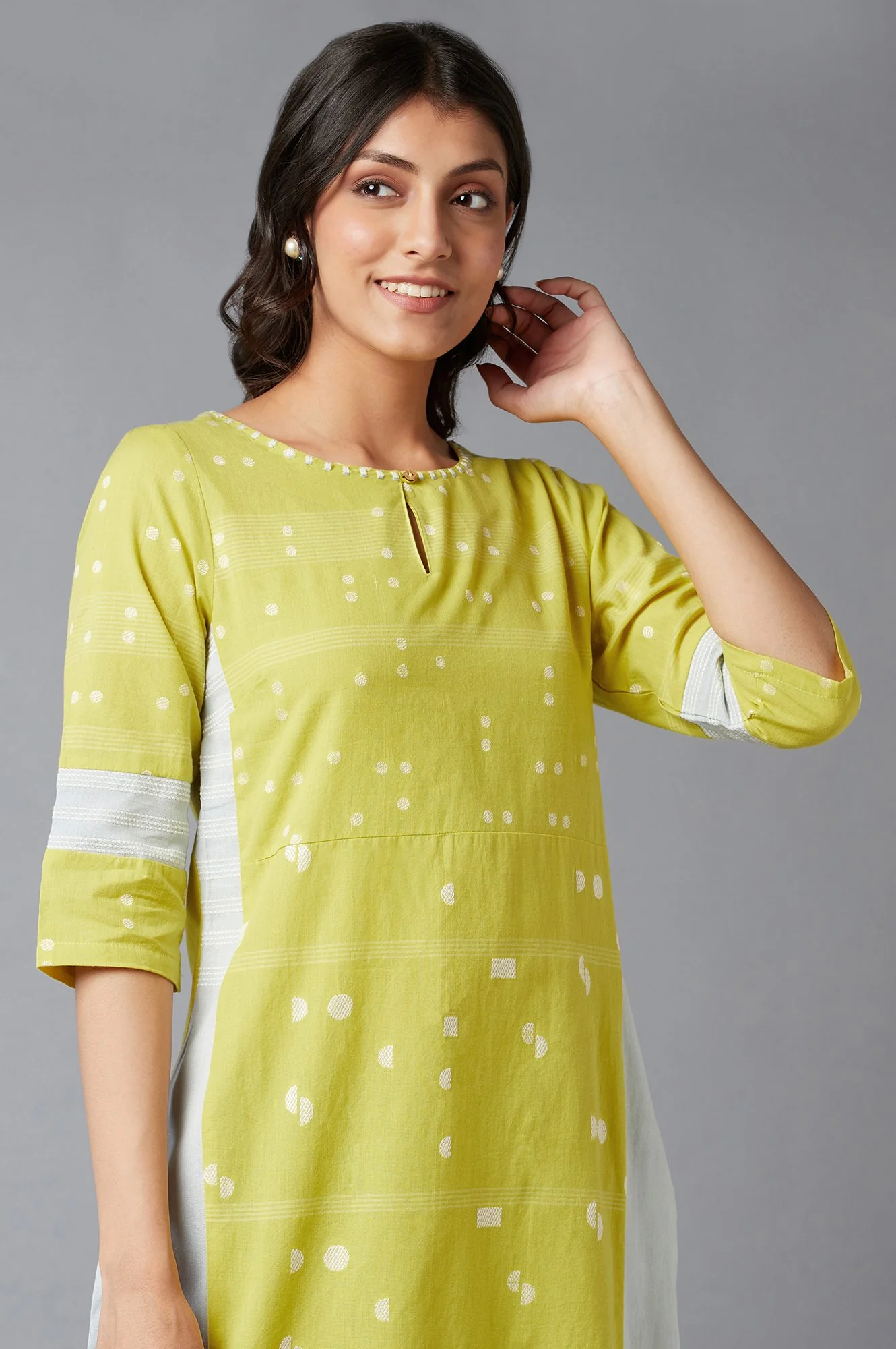Light Yellow Cotton Dobby kurta With Embroidery Detail - Image 5