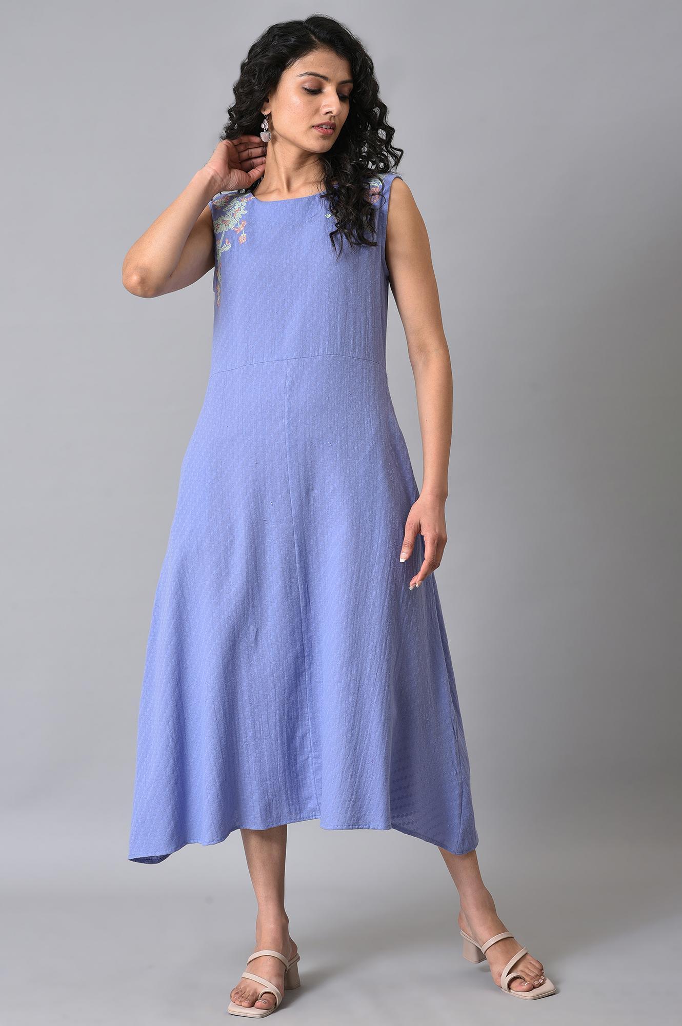 Lilac Textured Embroidered Dress - Image 6