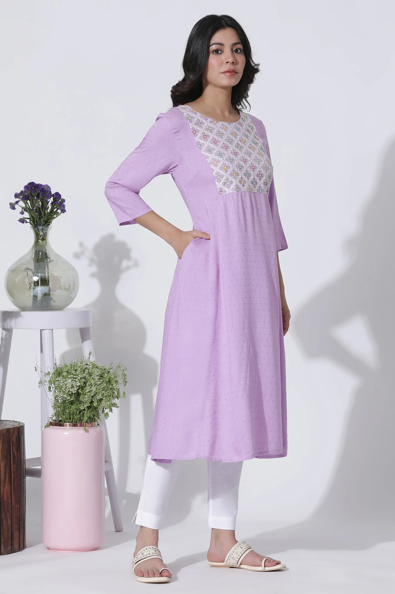 Lilac Textured Swiss Dot A-Line Kurta With Thread Mesh Embroidered Yoke - Image 5