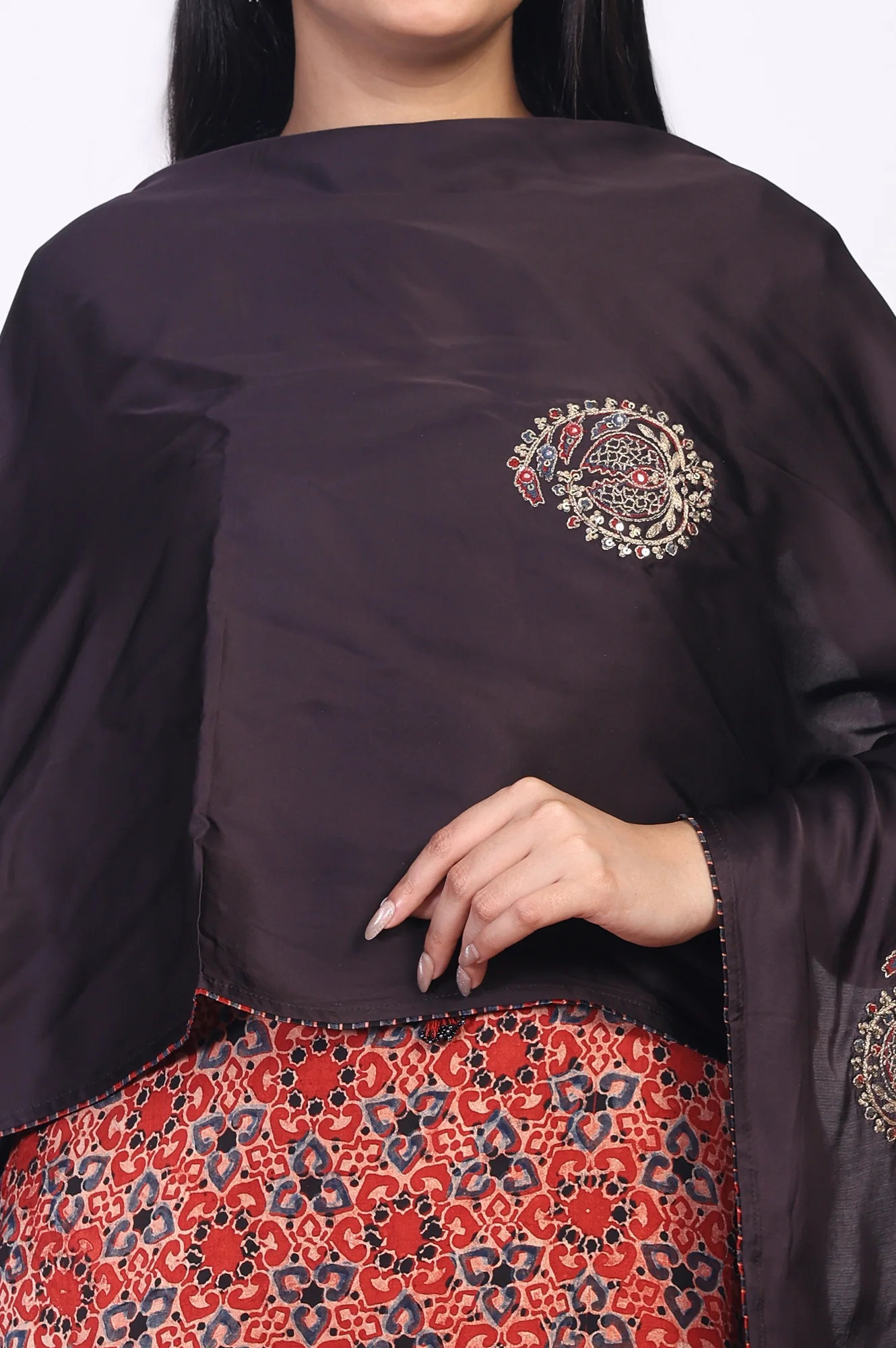 Maroon Embroidered Satin Dupatta - Image 3