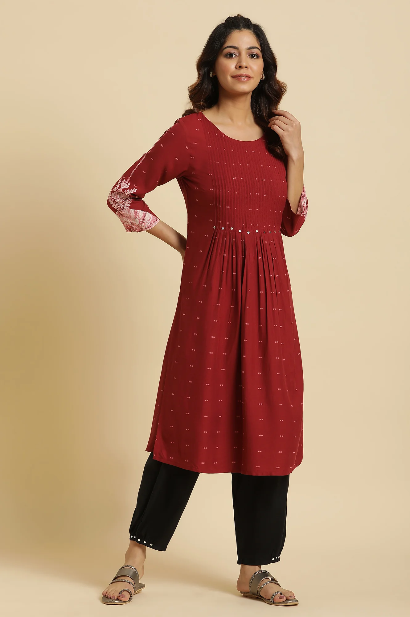 Maroon Flared Kurta with Bandhani Tie Dye Detail - Image 6