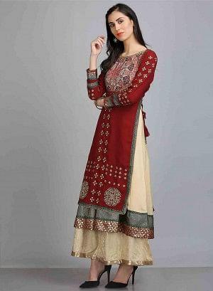 Maroon & Golden Round Neck kurta - Image 6
