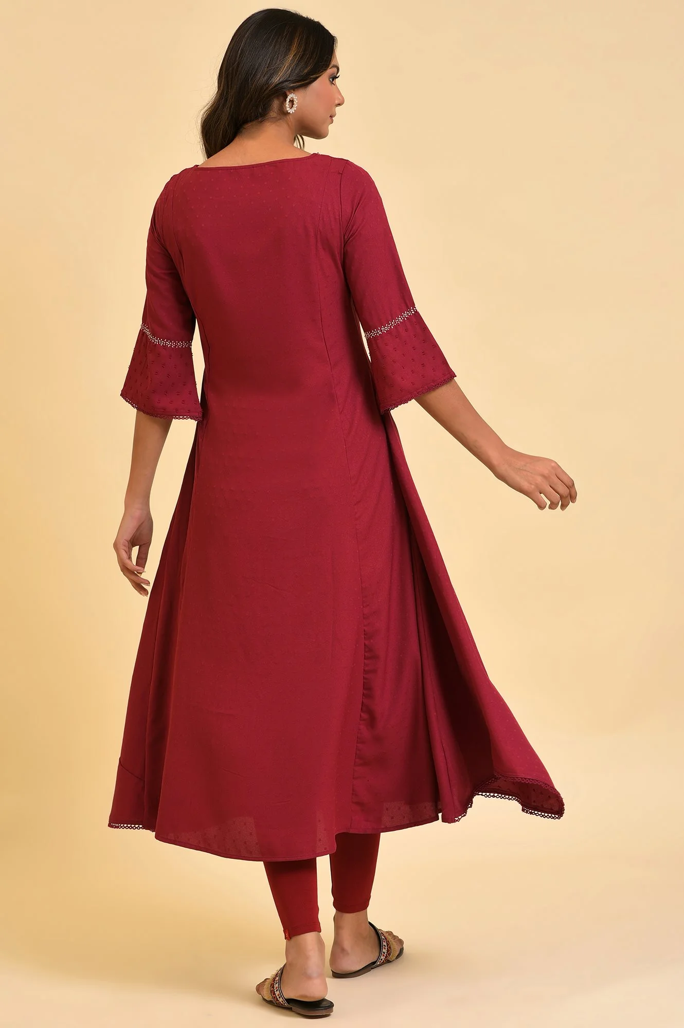 Maroon Mock Layered kurta In Moss Buti - Image 2
