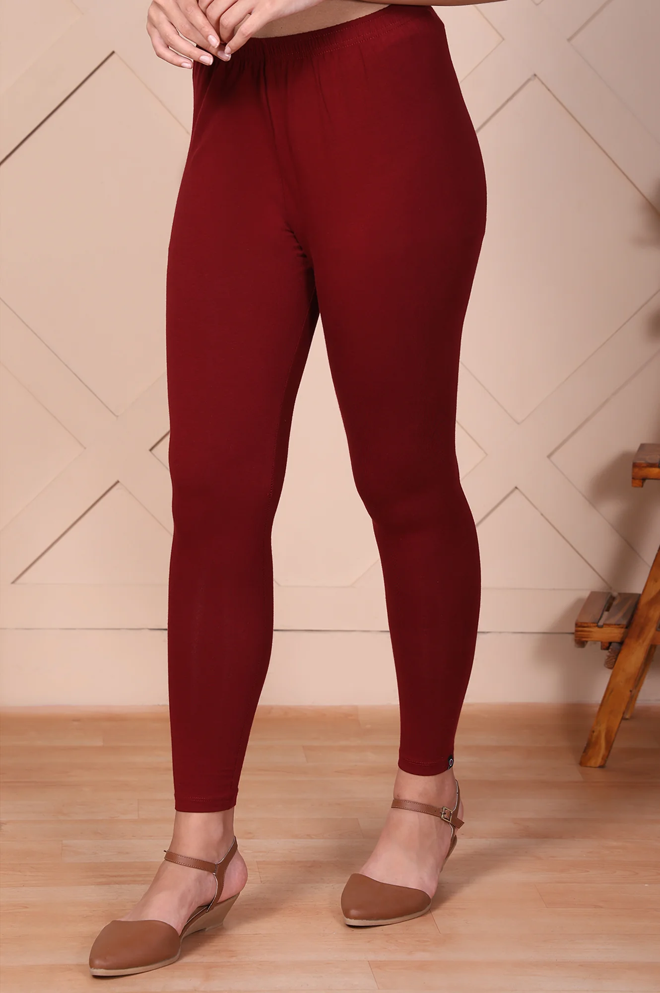 Maroon Solid Ankle-Length Cotton Leggings - Image 2