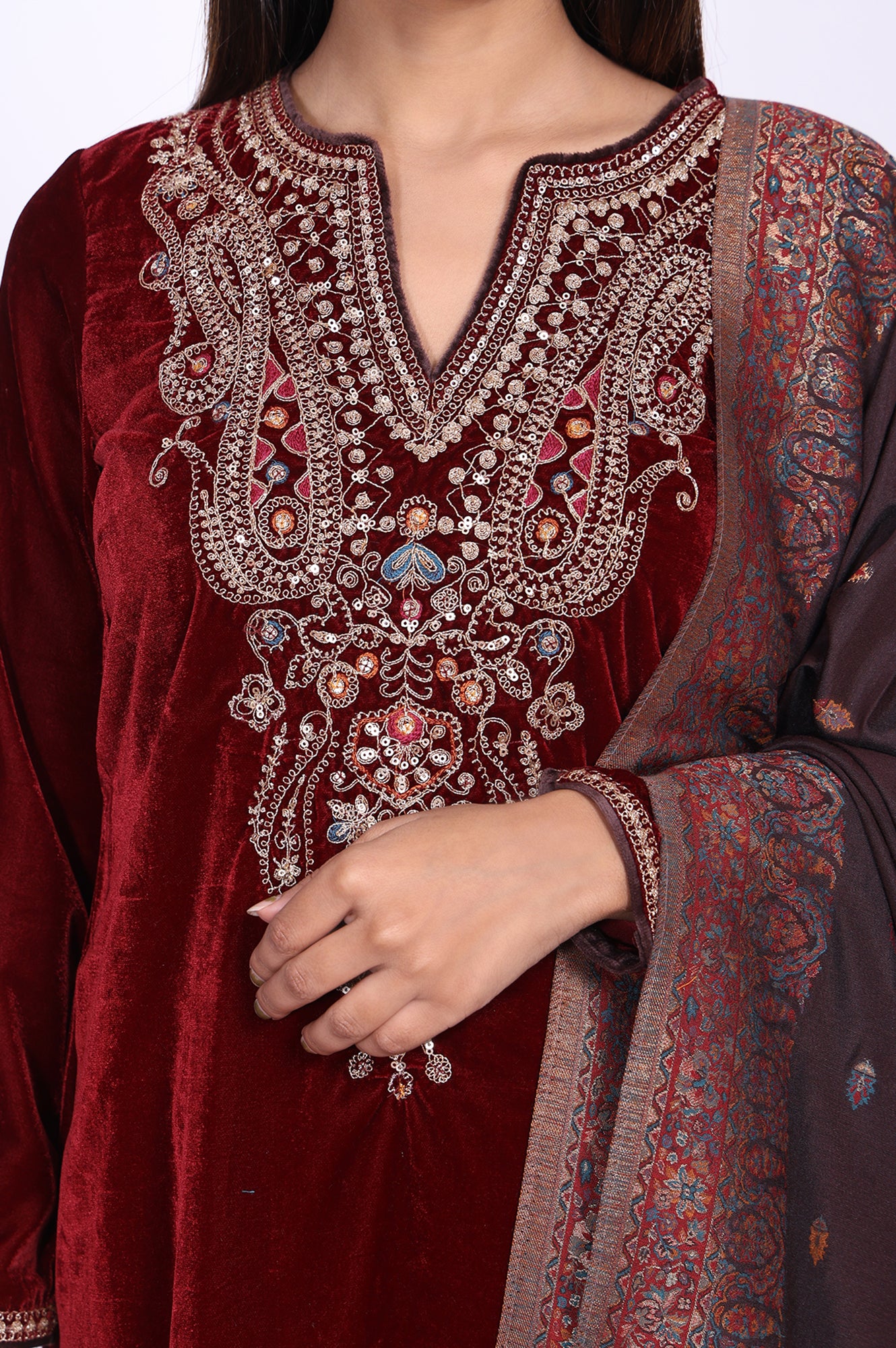Maroon Straight Kurta with Parallel Pant and Dupatta - Image 2
