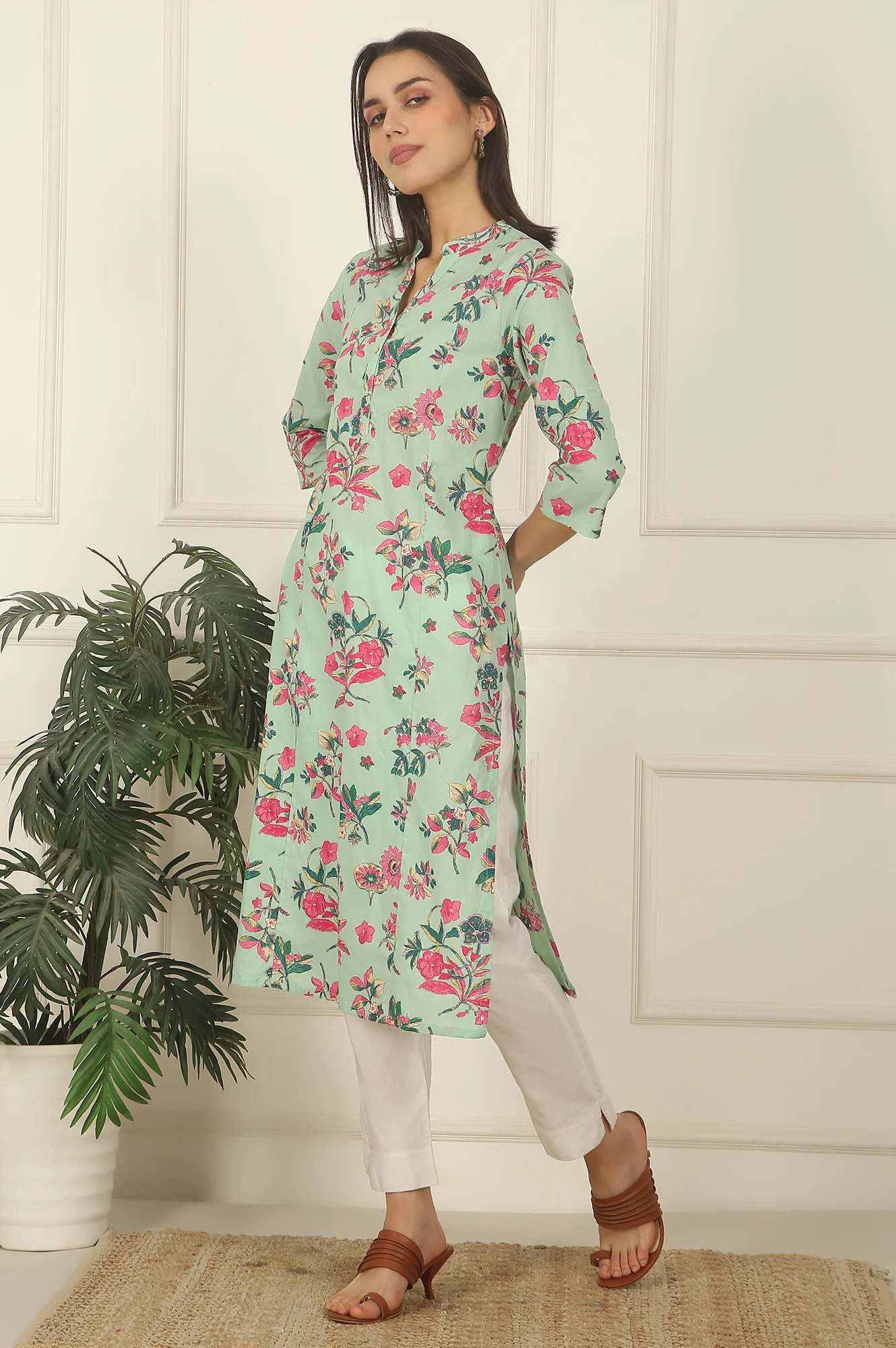 Mint Green Floral Printed Cotton Straight Kurta - Image 5