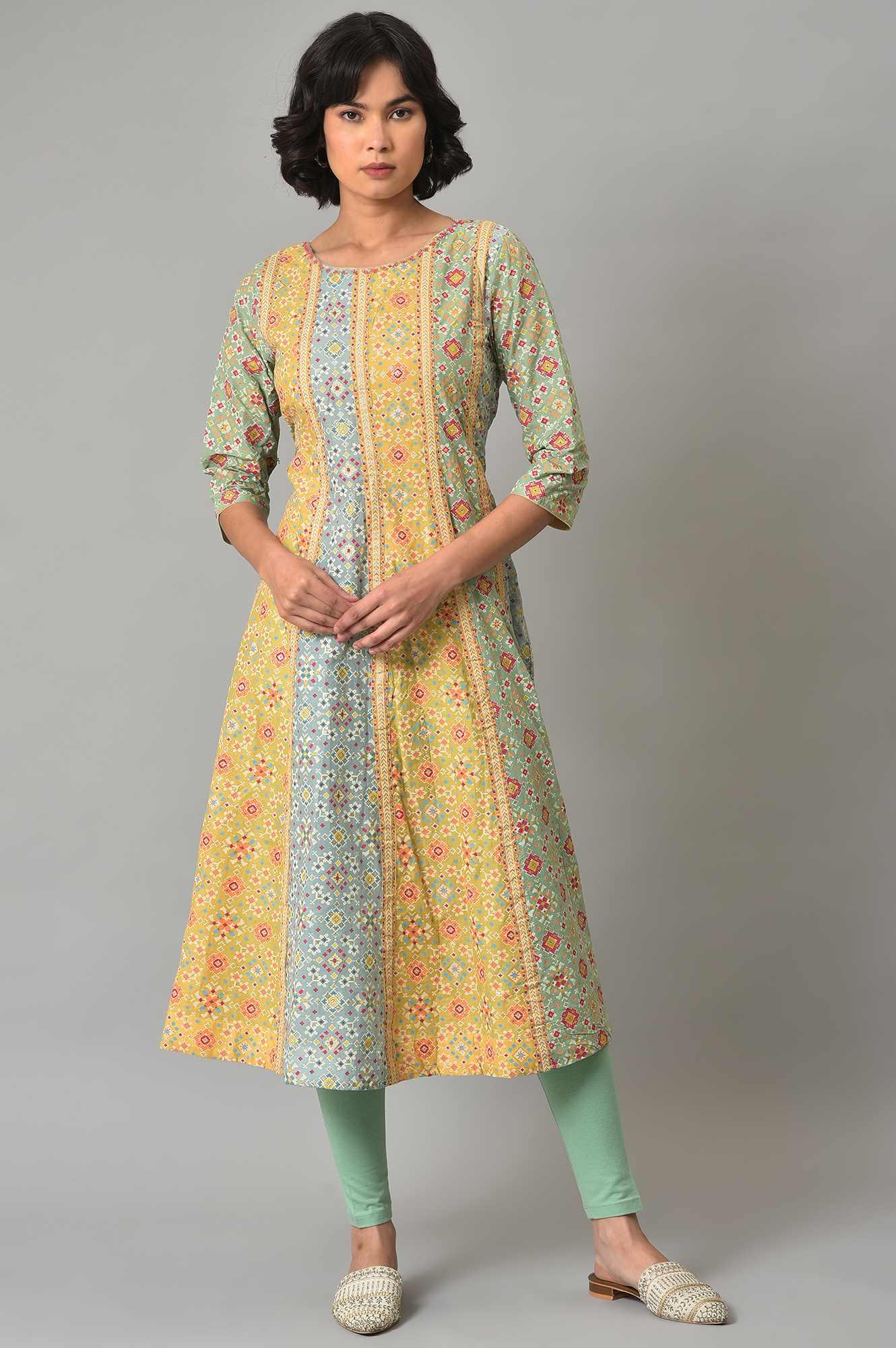 Mint Green Glitter Printed kurta And Tights Set - Image 8