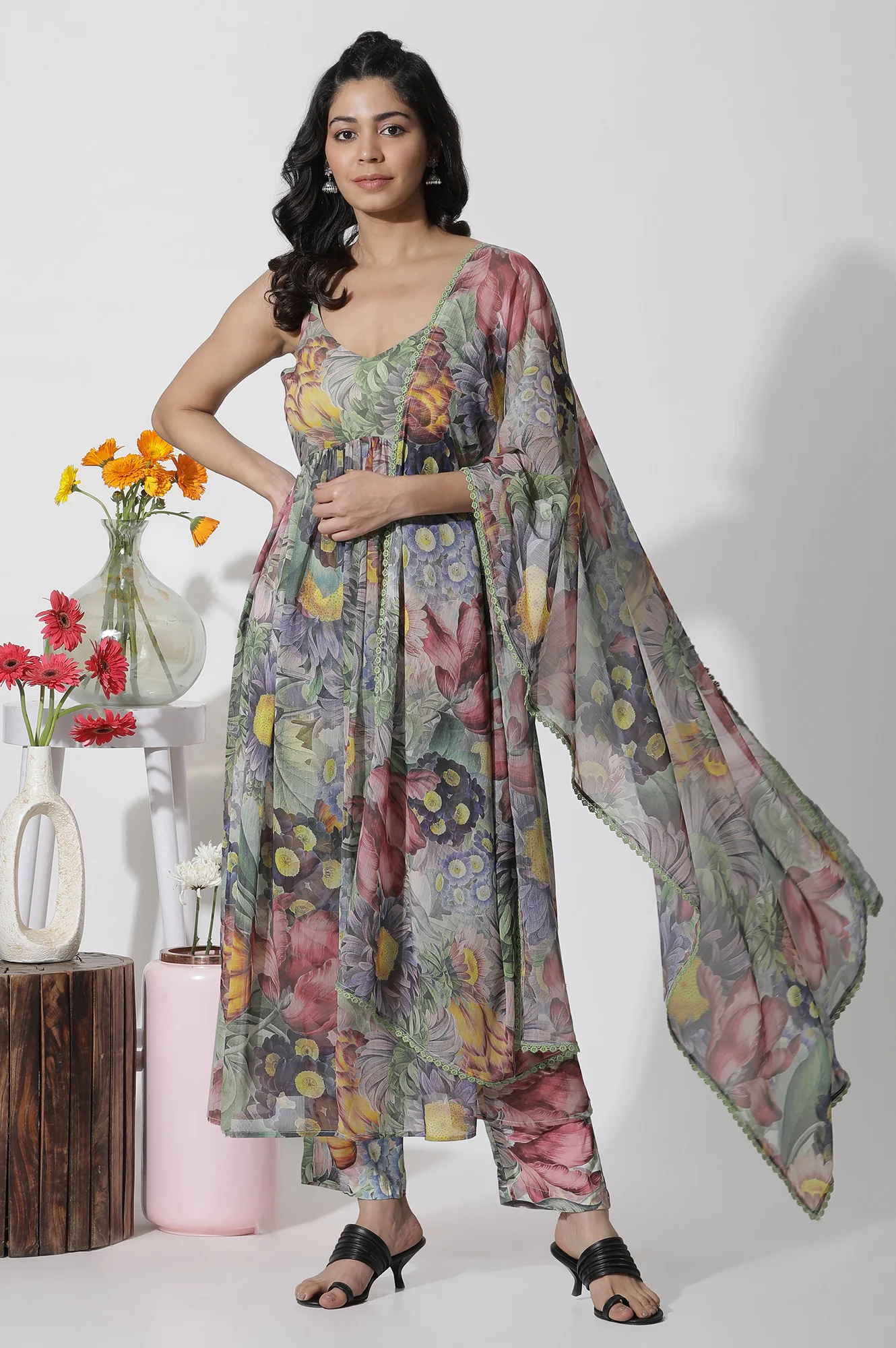 Multi-Coloured Floral Printed Kurta, Pants and Dupatta Set
