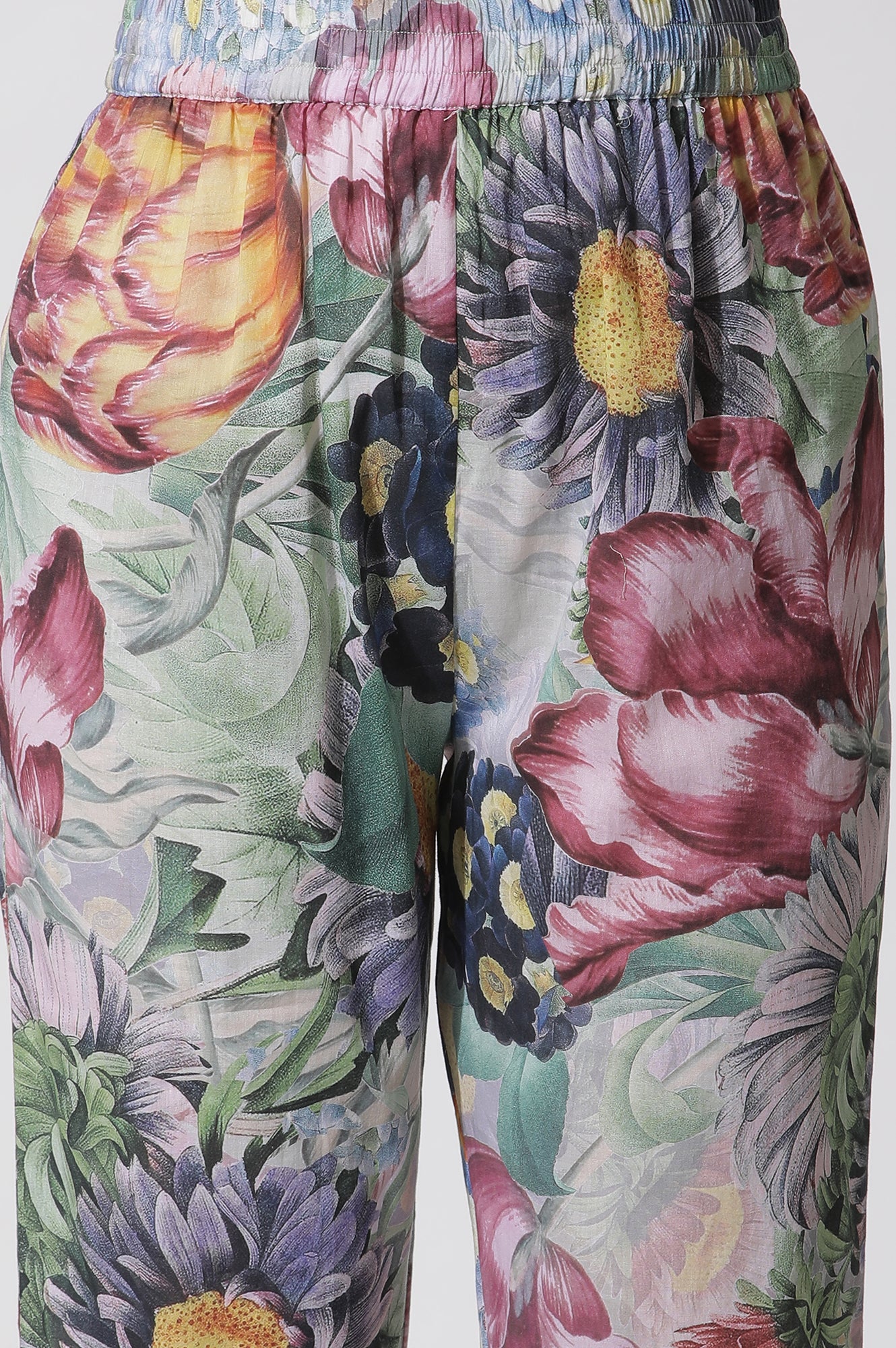 Multi-Coloured Floral Printed Short Kurta And Pants Set - Image 10