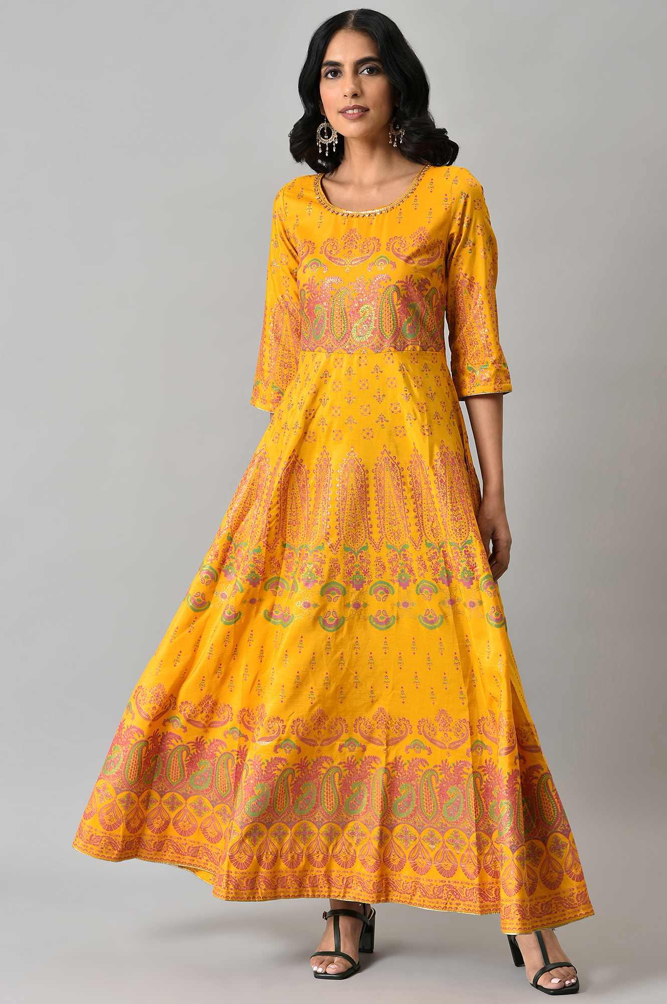 Murtard Indie Dress With Embellished Neckline - Image 6