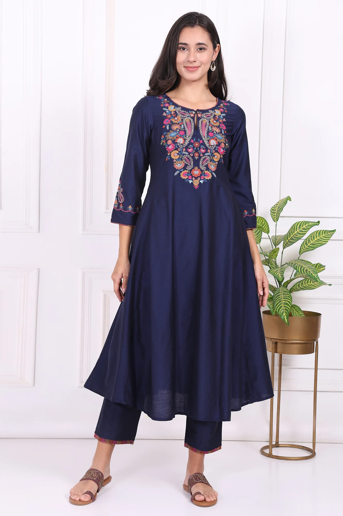 Navy Blue Embroidered Flared Kurta - Image 2