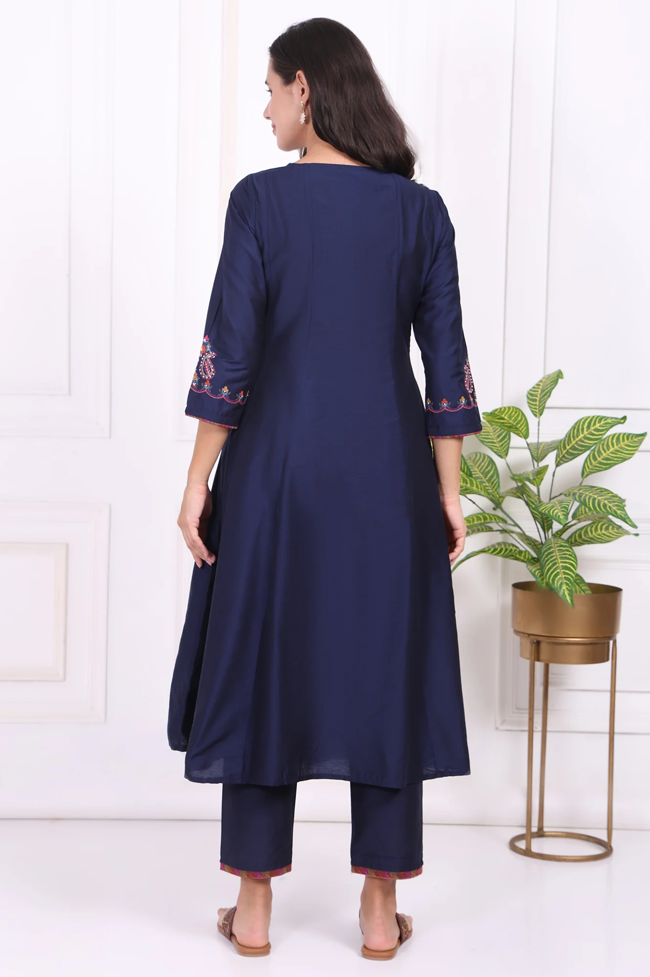 Navy Blue Embroidered Flared Kurta - Image 5