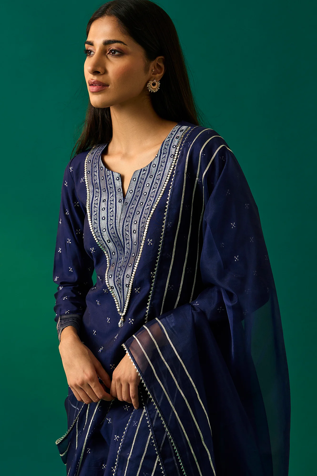 Navy Blue Embroidered Straight Kurta with Straight Pant and Dupatta Set - Image 2