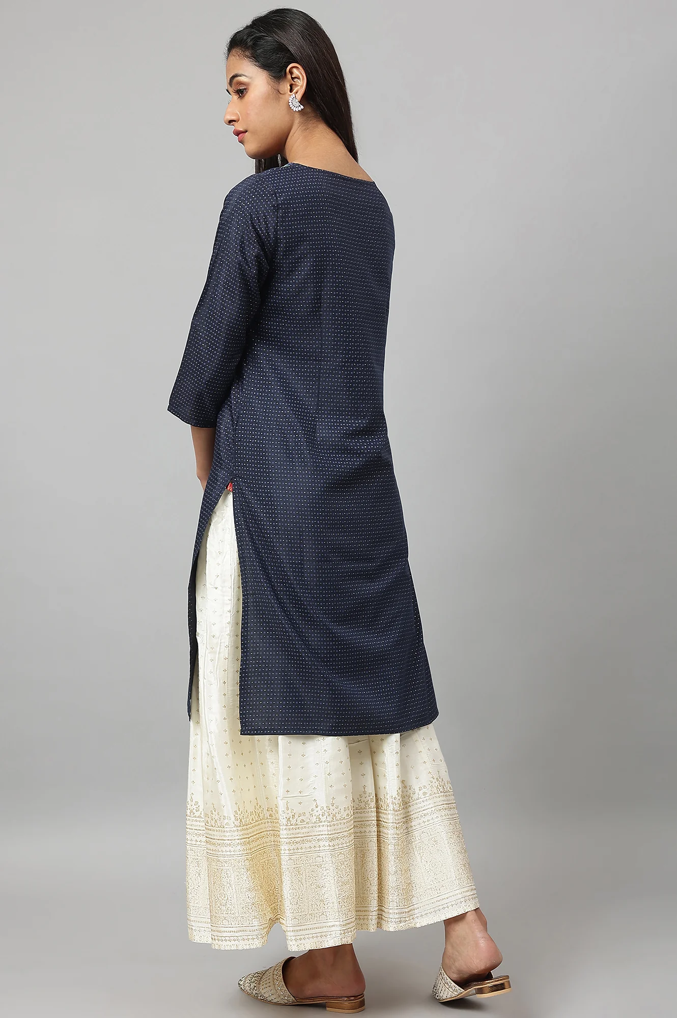 Navy Blue Festive Kurta with Embroidered Neck - Image 4