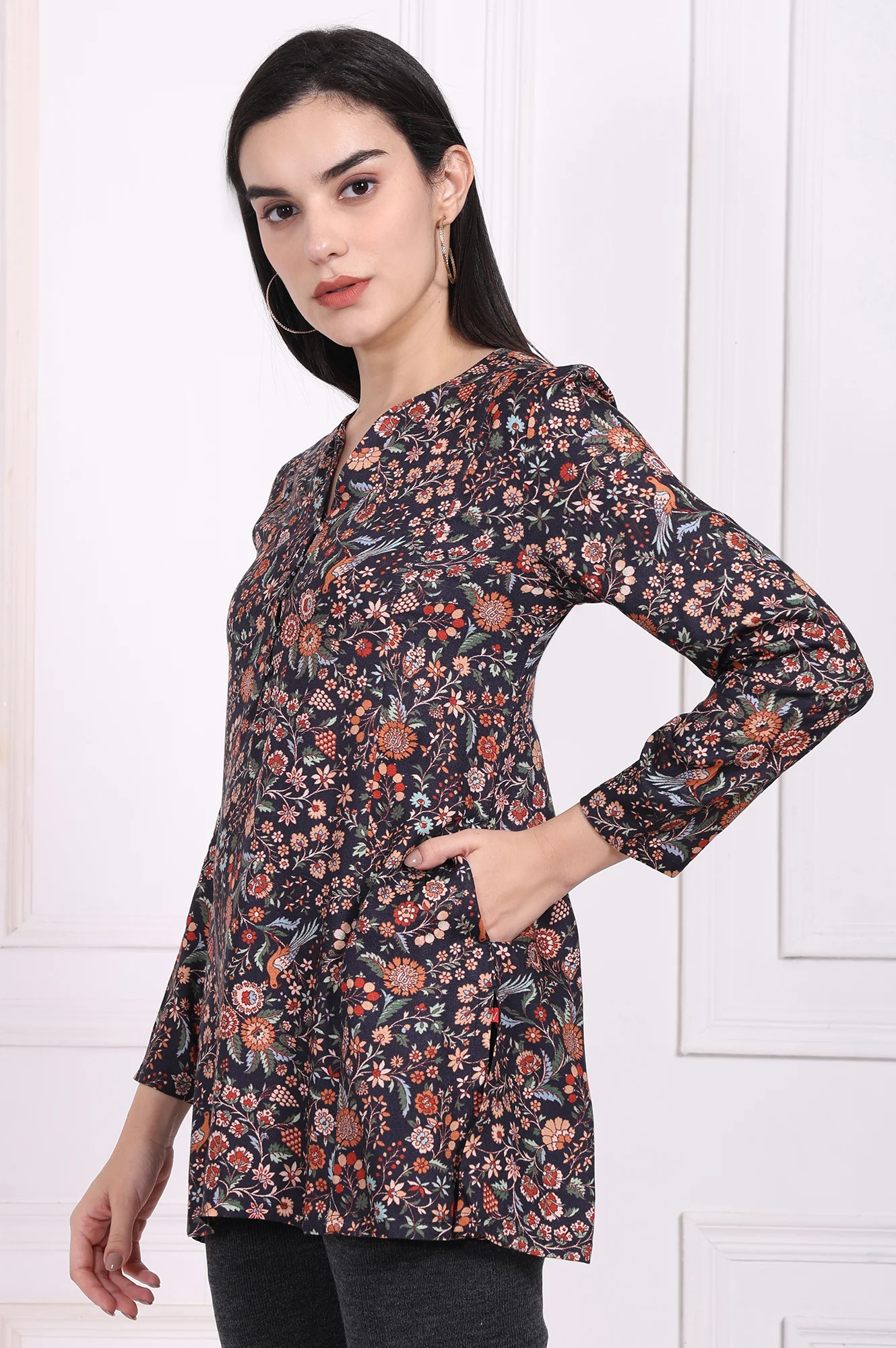 Navy Blue Floral Printed A-Line Rayon Tunic - Image 4