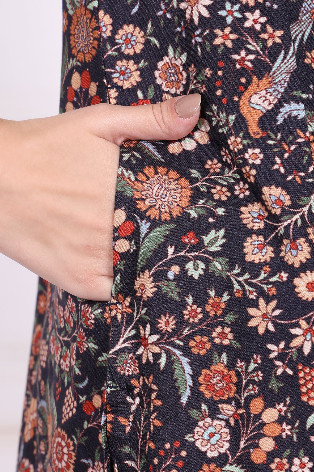 Navy Blue Floral Printed A-Line Rayon Tunic - Image 7