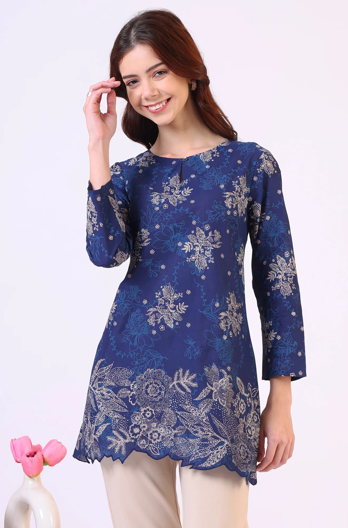 Navy Blue Floral Printed Pure Cotton Ethnic Top - Image 5