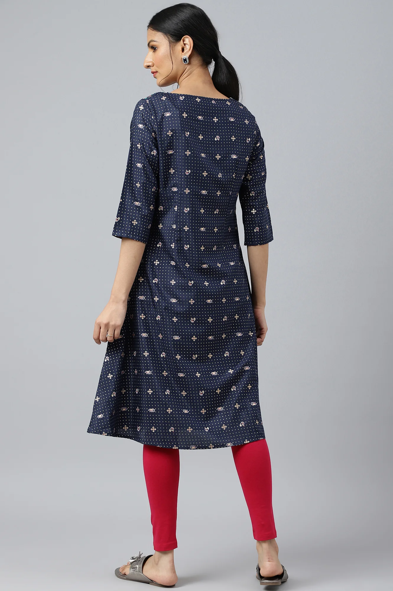 Navy Blue Printed A-Line kurta With Embroidery - Image 4