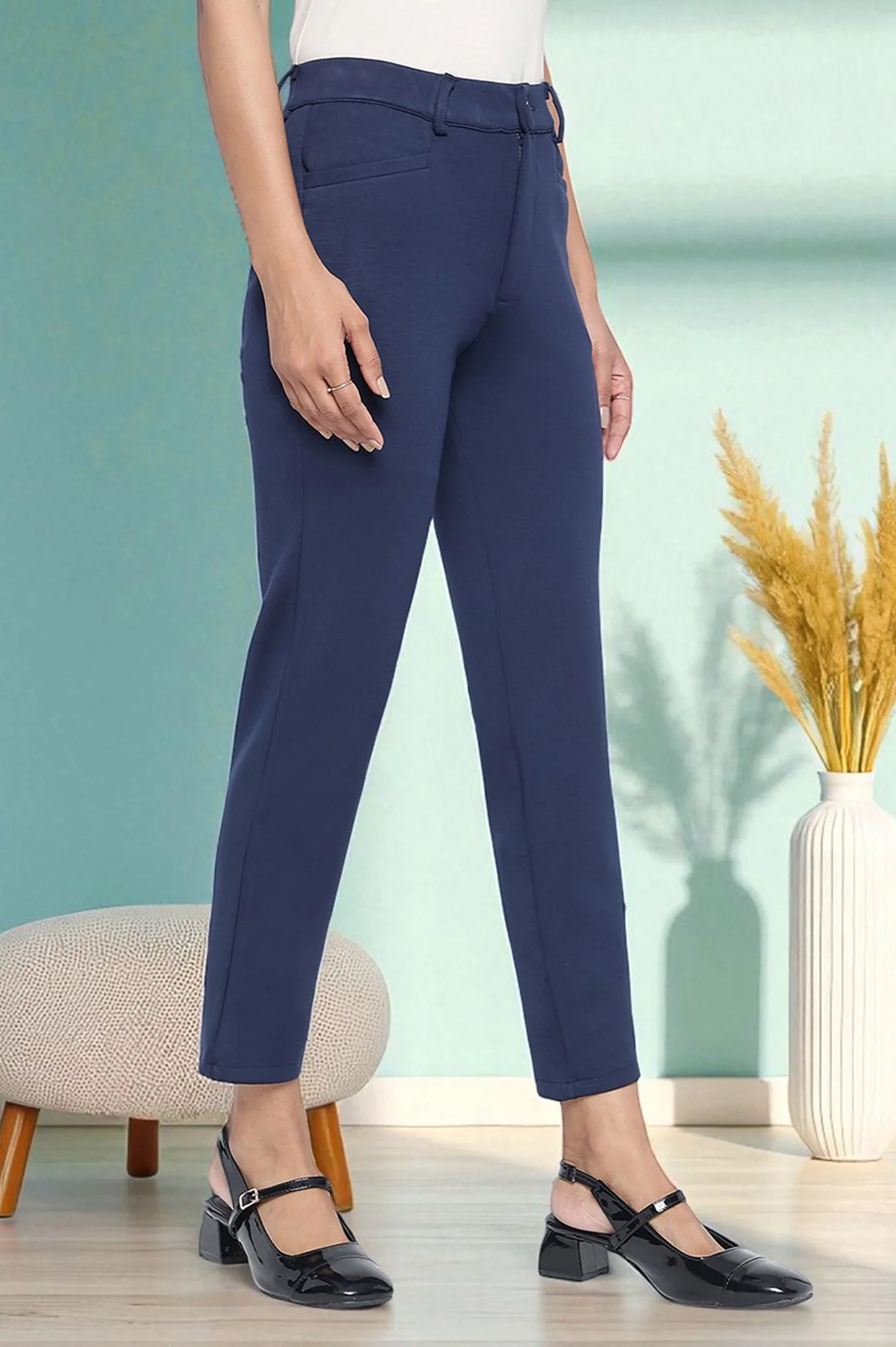 Navy Blue Solid Mid Rise Trouser in Ankle Length - Image 3