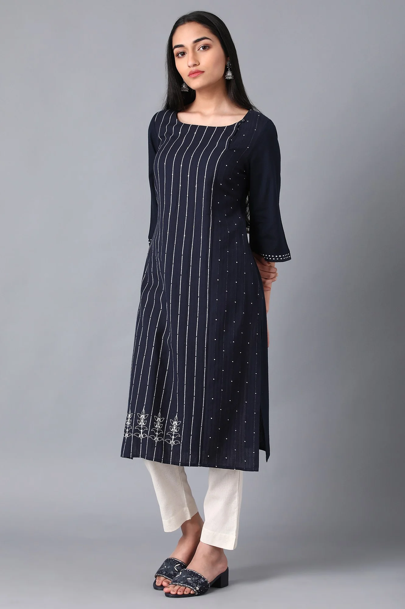 Navy Boat Neck Printed kurta - Image 3
