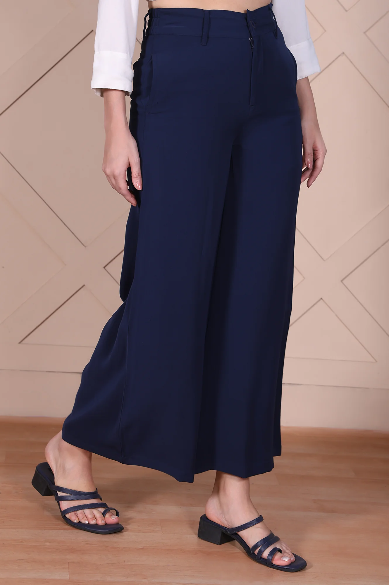 Navy Solid High Rise Ankle Length Wide Leg Boss Pants - Image 4