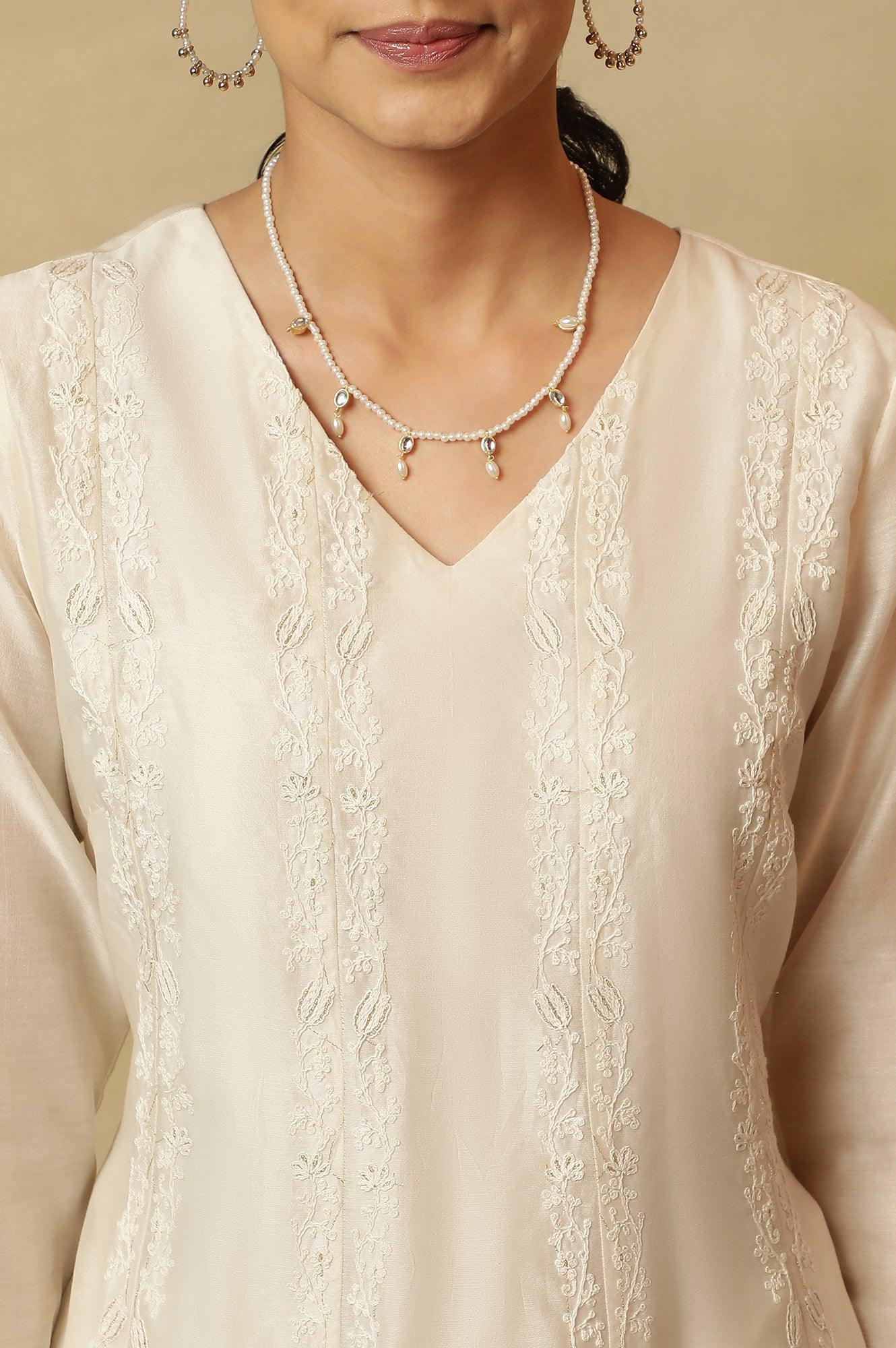 Off White Dori Embroidered Panelled Kurta - Image 7