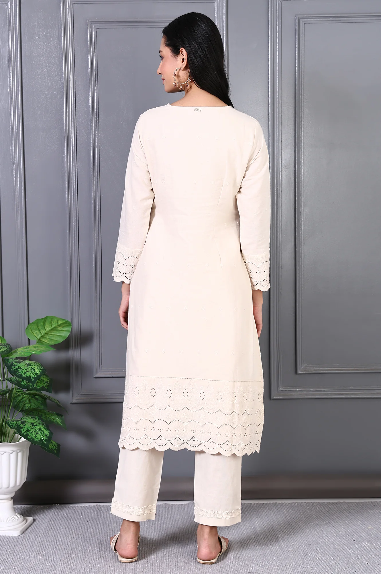 Off White Embroidered Cotton Flax Straight Kurta and Trousers Co-ord Set - Image 5