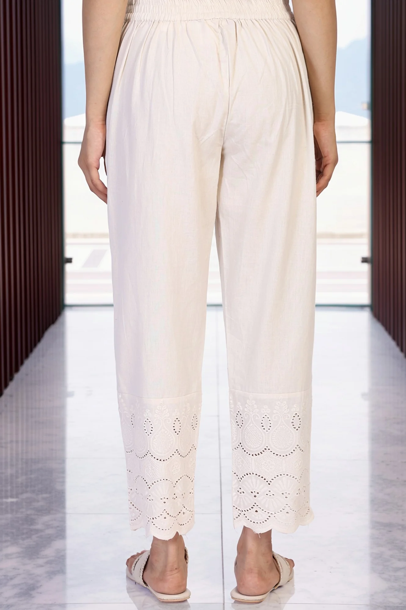 Off-White Embroidered Cropped Cotton Straight Pant - Image 5