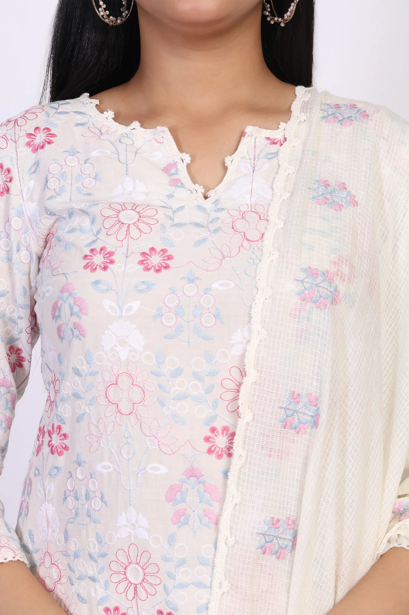 Off-White Embroidered Lace Trim Straight Cotton Kurta with Flared Pant and Dupatta Set - Image 3