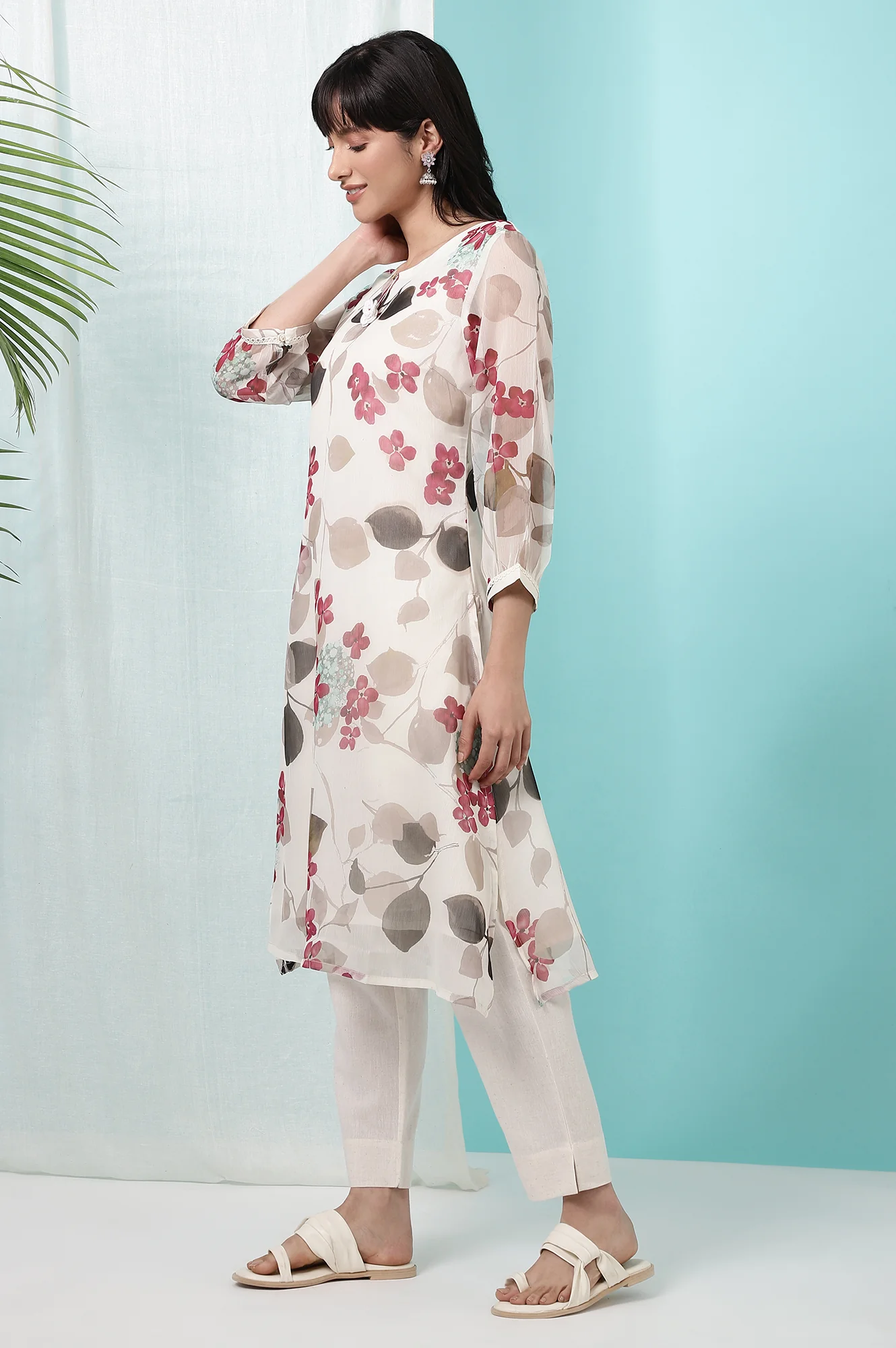 Off-White Floral Printed Chiffon Straight Kurta with Lace - Image 5