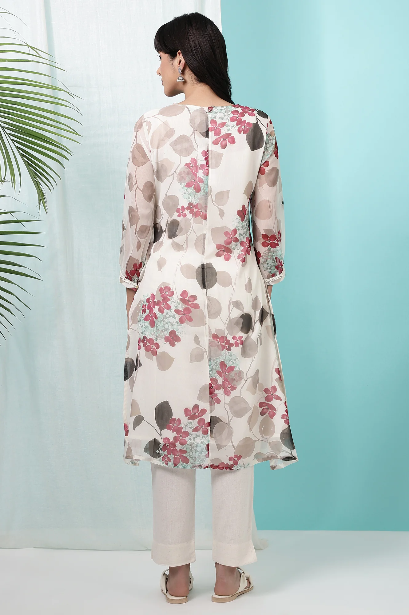 Off-White Floral Printed Chiffon Straight Kurta with Lace - Image 6