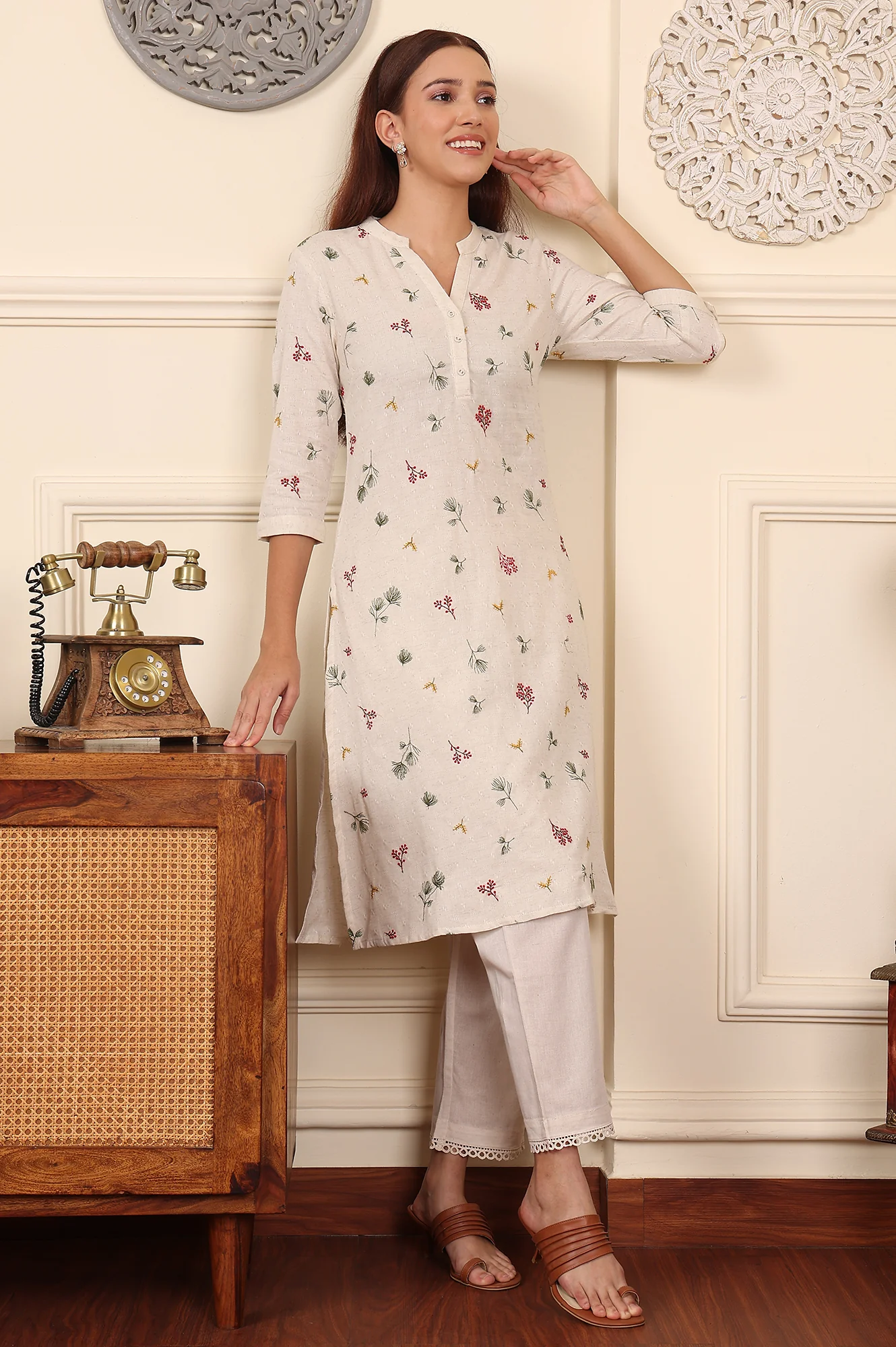 Off White Floral Printed Cotton Flax Straight Kurta