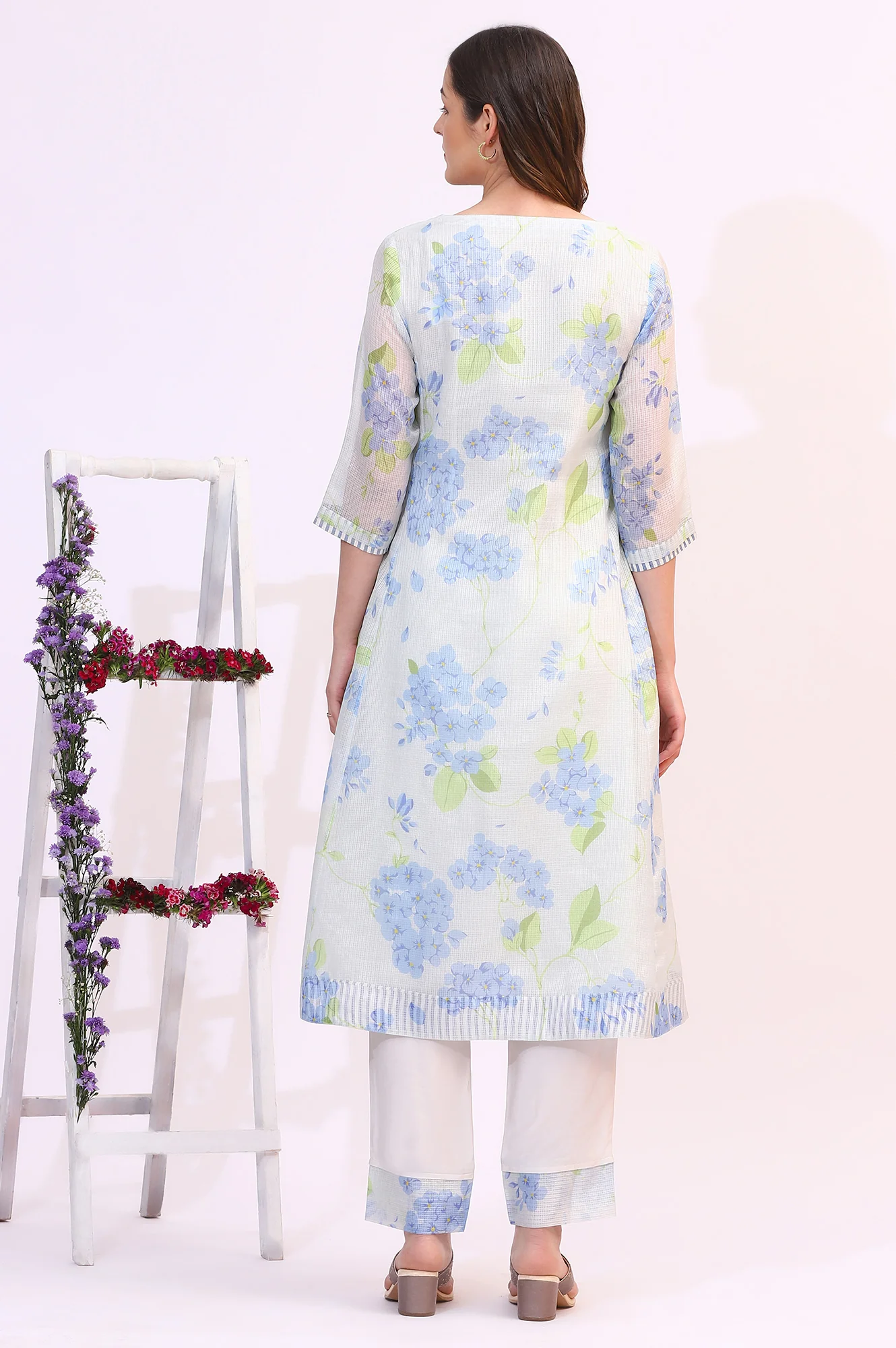 Off-White Floral Printed Kota Flared Kurta - Image 6