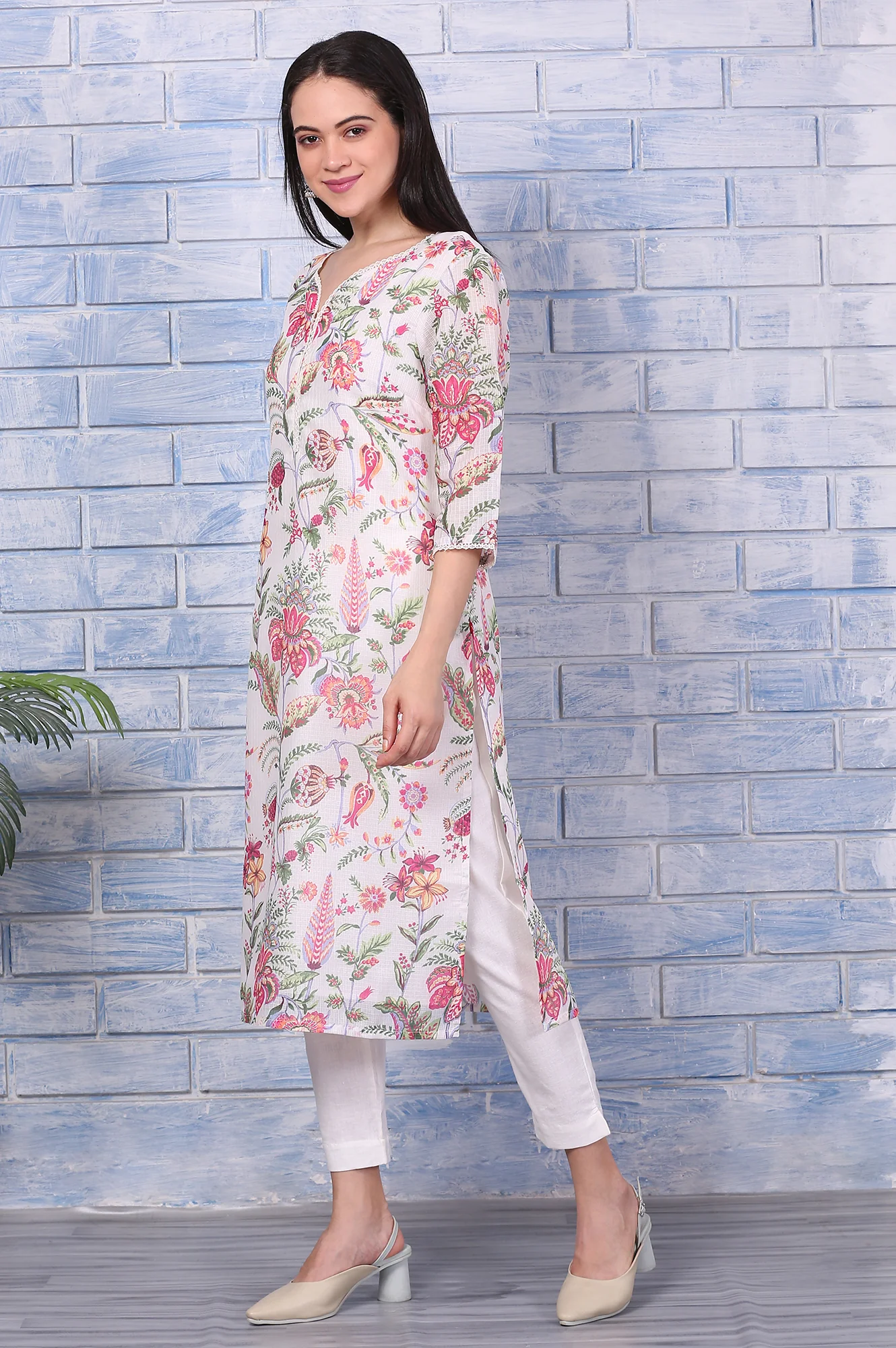 Off-White Floral Printed Kota Straight Kurta with Lace - Image 4