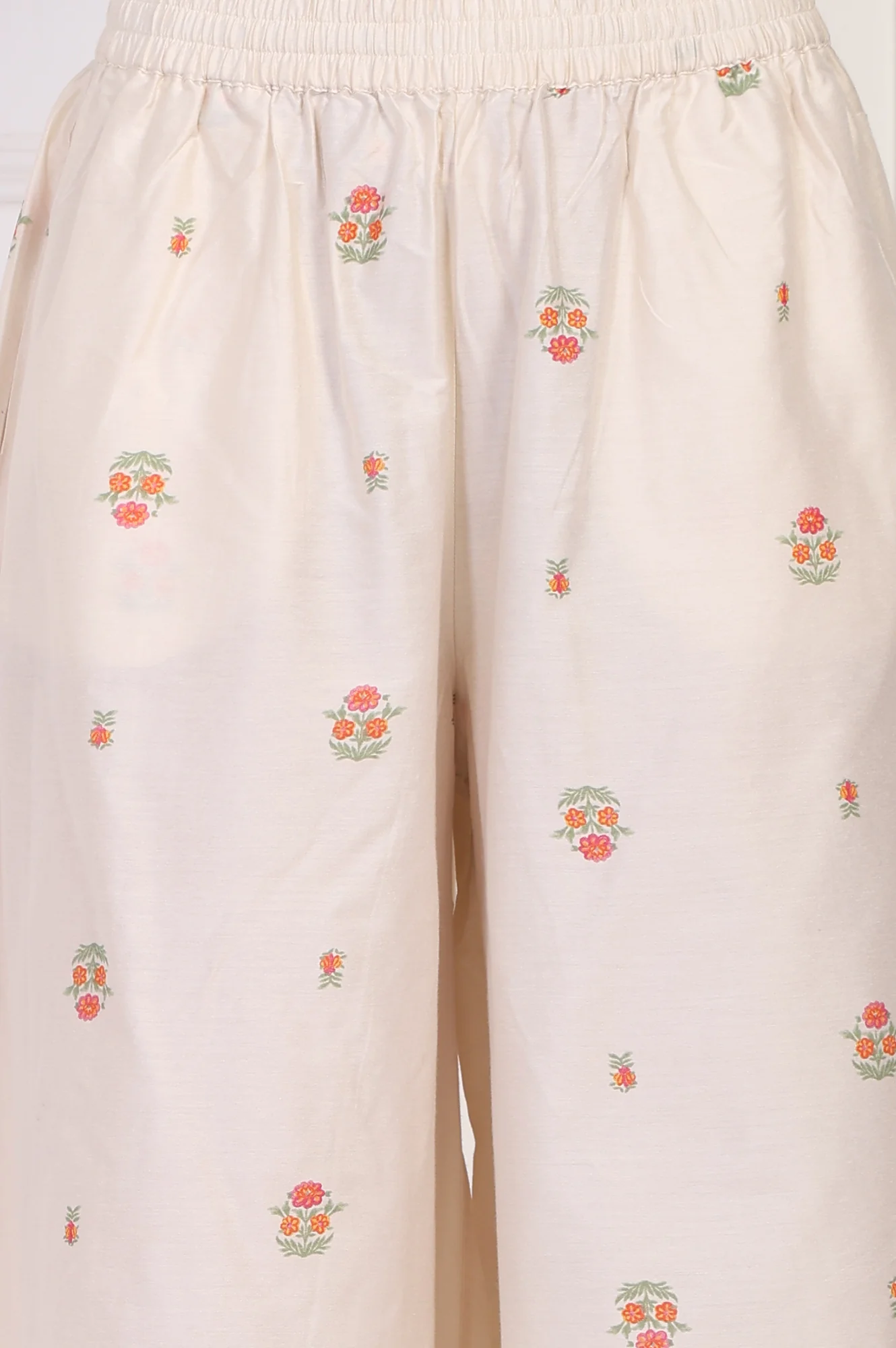 Off-White Floral Printed Lace Trim Straight Chiffon Kurta with Inner, Flared Pant and Dupatta Set - Image 10