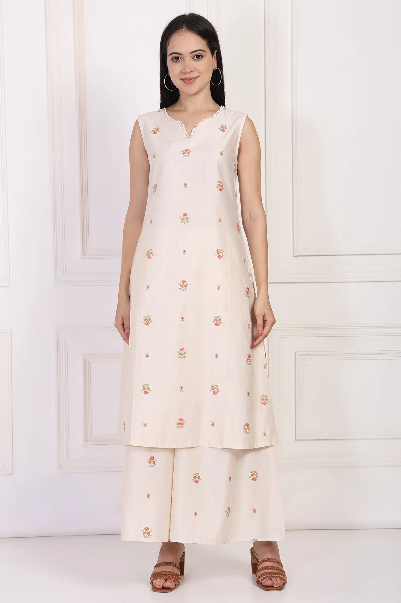 Off-White Floral Printed Lace Trim Straight Chiffon Kurta with Inner, Flared Pant and Dupatta Set - Image 8