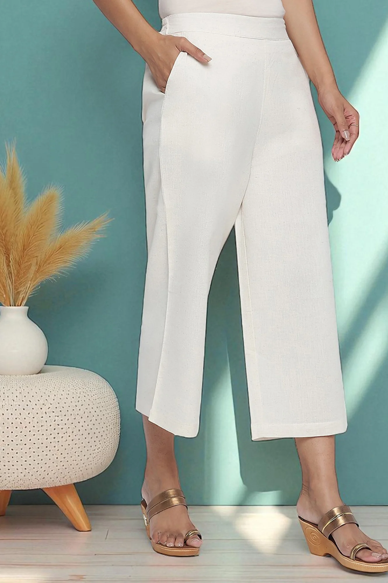 Off White Solid Cotton Flax Culottes in Calf Length - Image 3