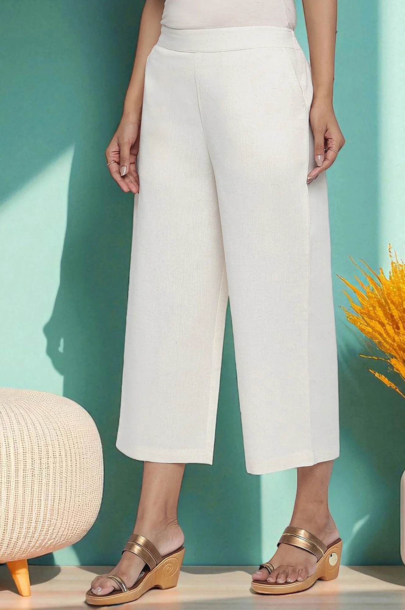 Off White Solid Cotton Flax Culottes in Calf Length - Image 5