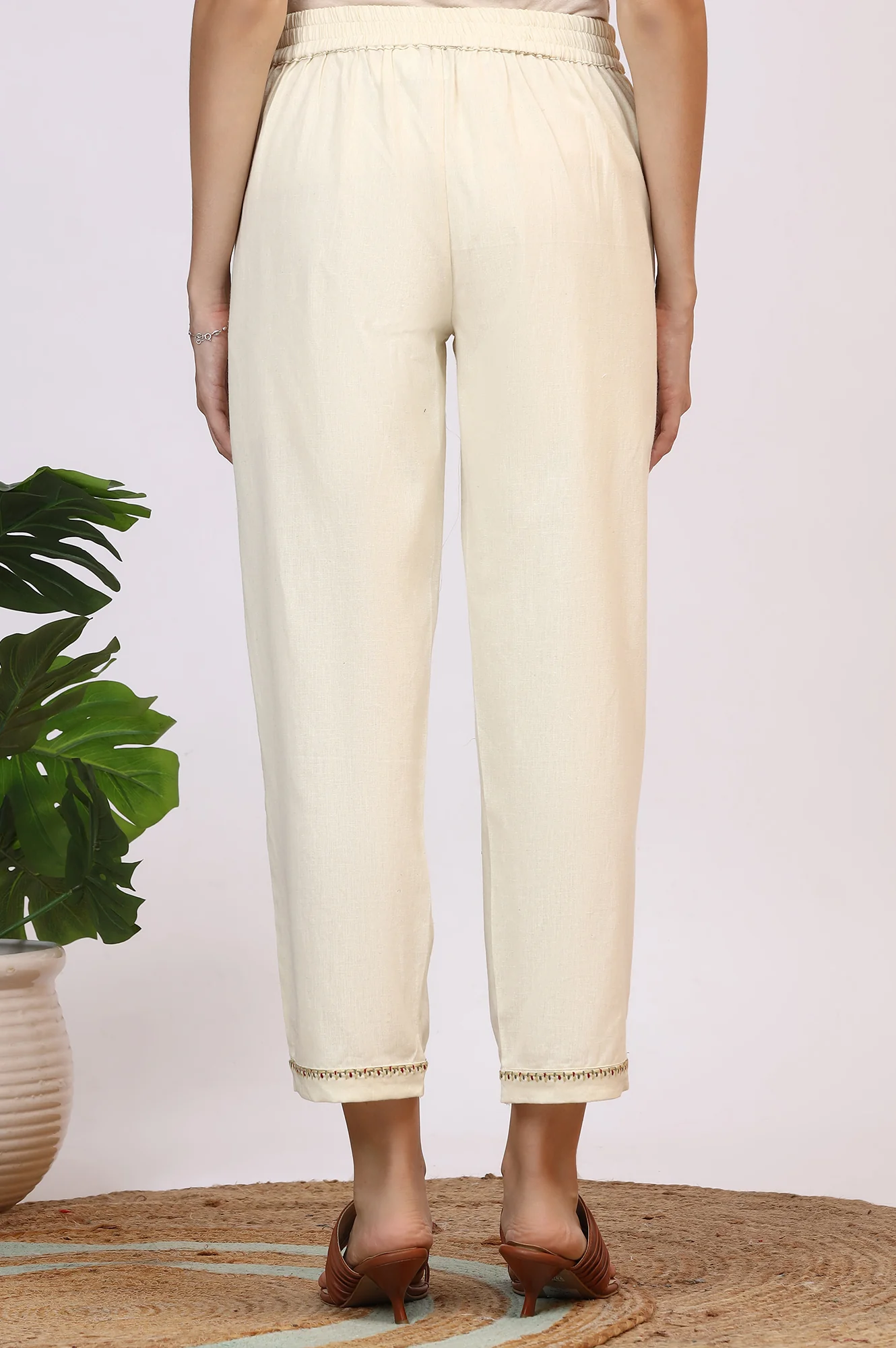 Off-White Solid Cotton Flax Straight Pants with Embroidered Hemline - Image 4