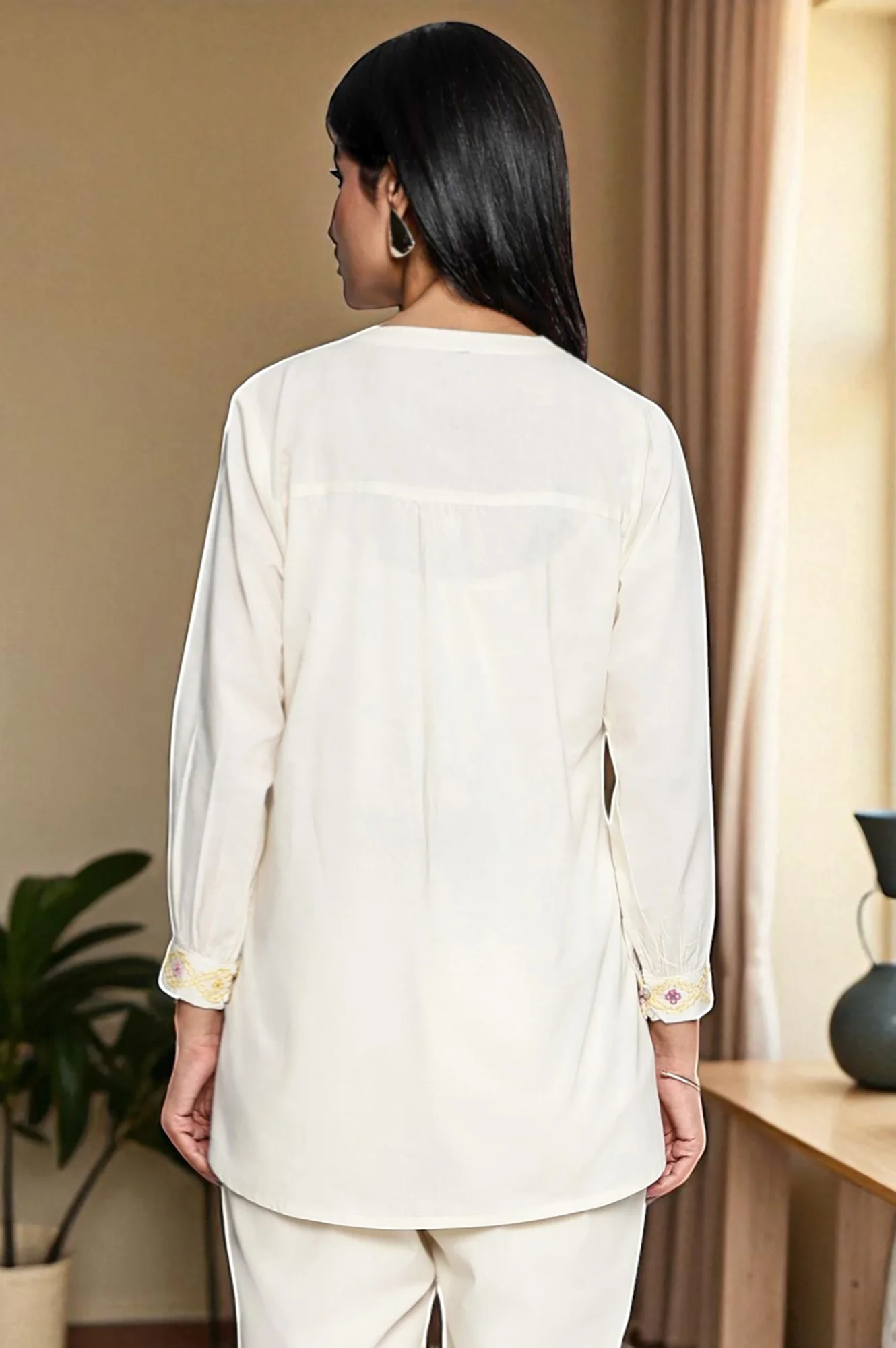 Off White Solid Printed Pure Cotton Straight Top - Image 5