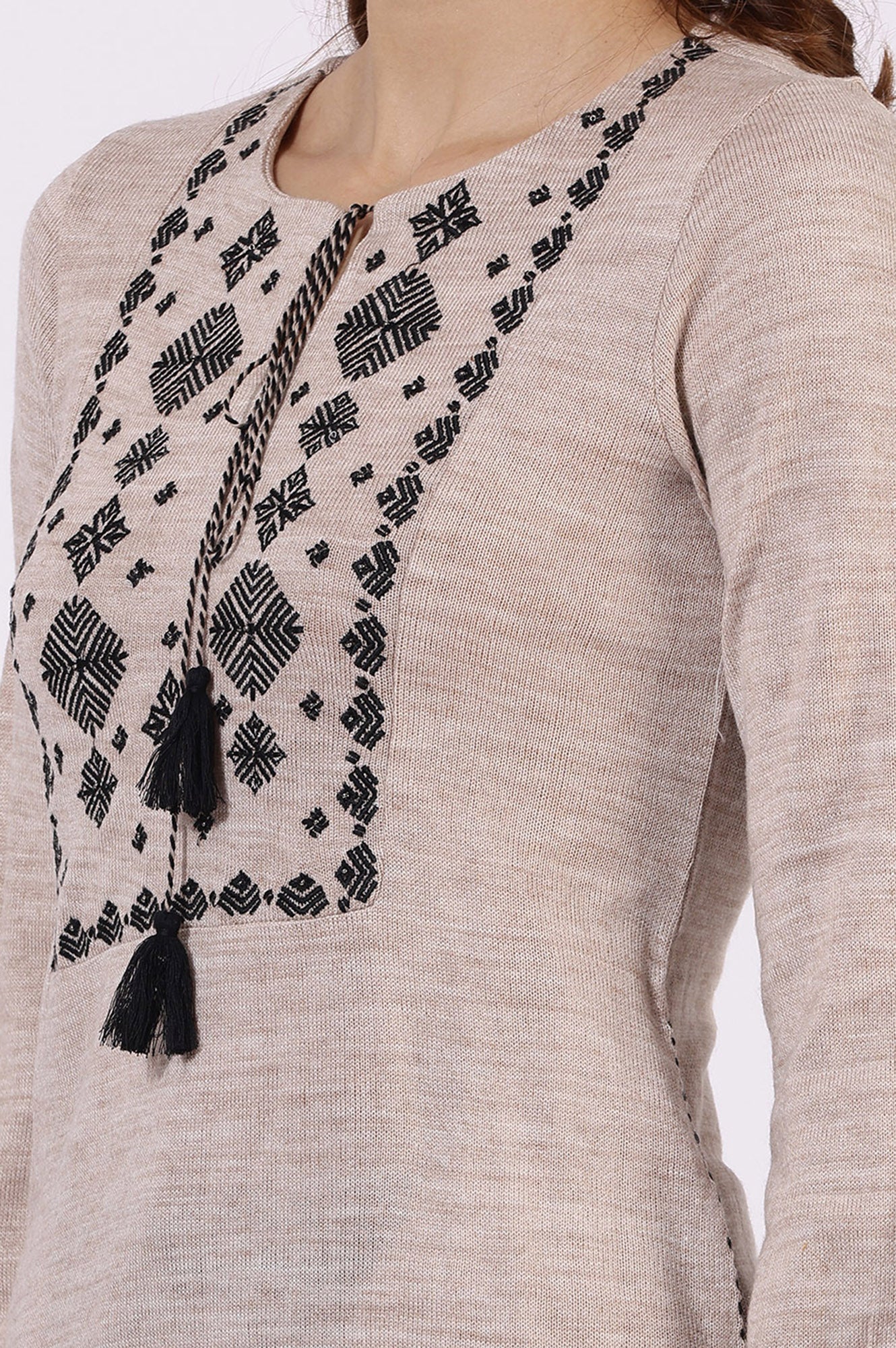 Off White Solid Thread Work Acrylic Straight Tunic - Image 3